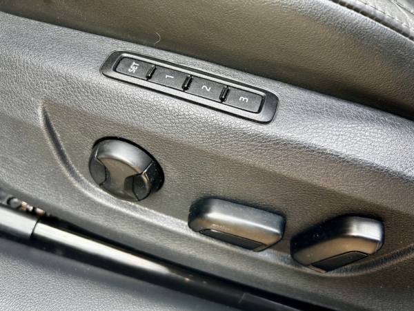 Škoda Superb Combi 2.0 TDI Laurin Klement DSG EU6 - Image 21