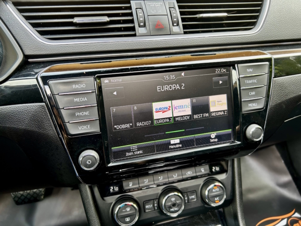 Škoda Superb Combi 2.0 TDI Laurin Klement DSG EU6 - Image 26