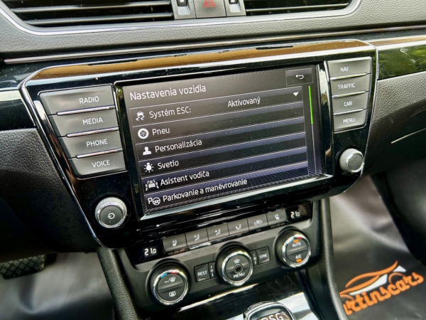 Škoda Superb Combi 2.0 TDI Laurin Klement DSG EU6 - Image 29
