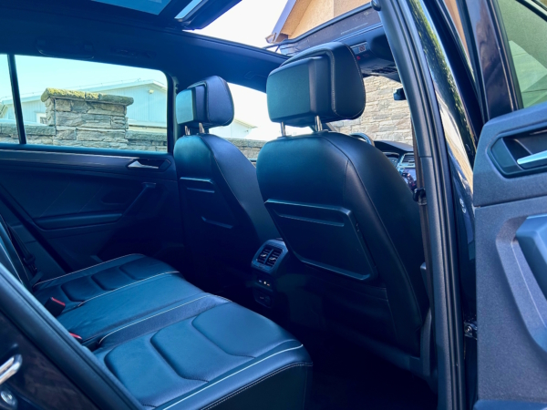 Volkswagen Tiguan R-Line 2.0 TSI 190k 4x4 DSG - Image 14