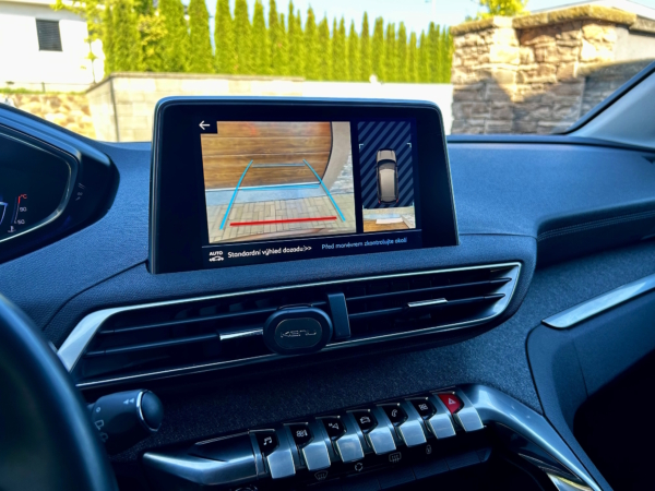 Peugeot 3008 1.2 PureTech Allure EAT6 - Image 5