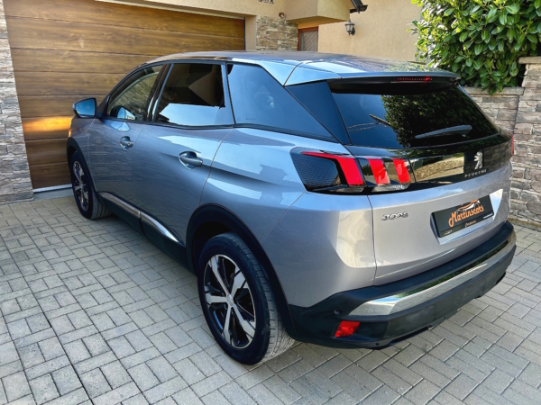 Peugeot 3008 1.2 PureTech Allure EAT6 - Image 7