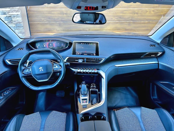 Peugeot 3008 1.2 PureTech Allure EAT6 - Image 18