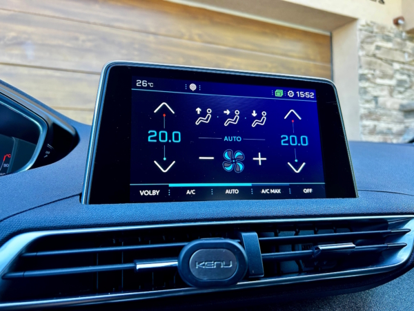 Peugeot 3008 1.2 PureTech Allure EAT6 - Image 26