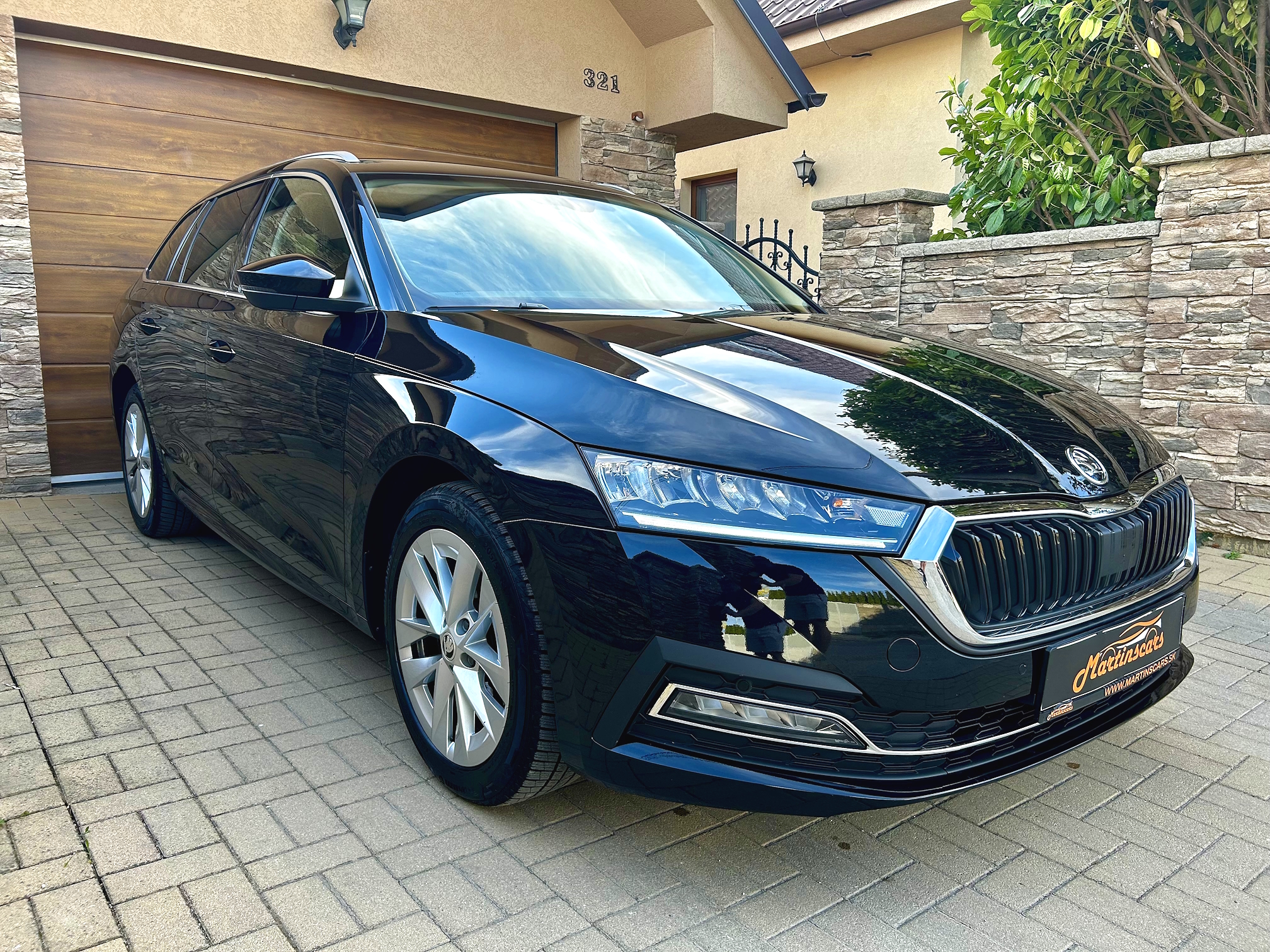 Škoda Octavia Combi 2.0 TDI SCR Style DSG – Obrázok 2