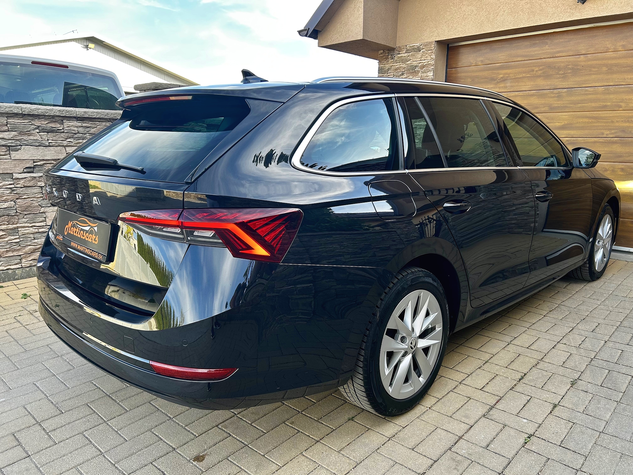 Škoda Octavia Combi 2.0 TDI SCR Style DSG – Obrázok 6
