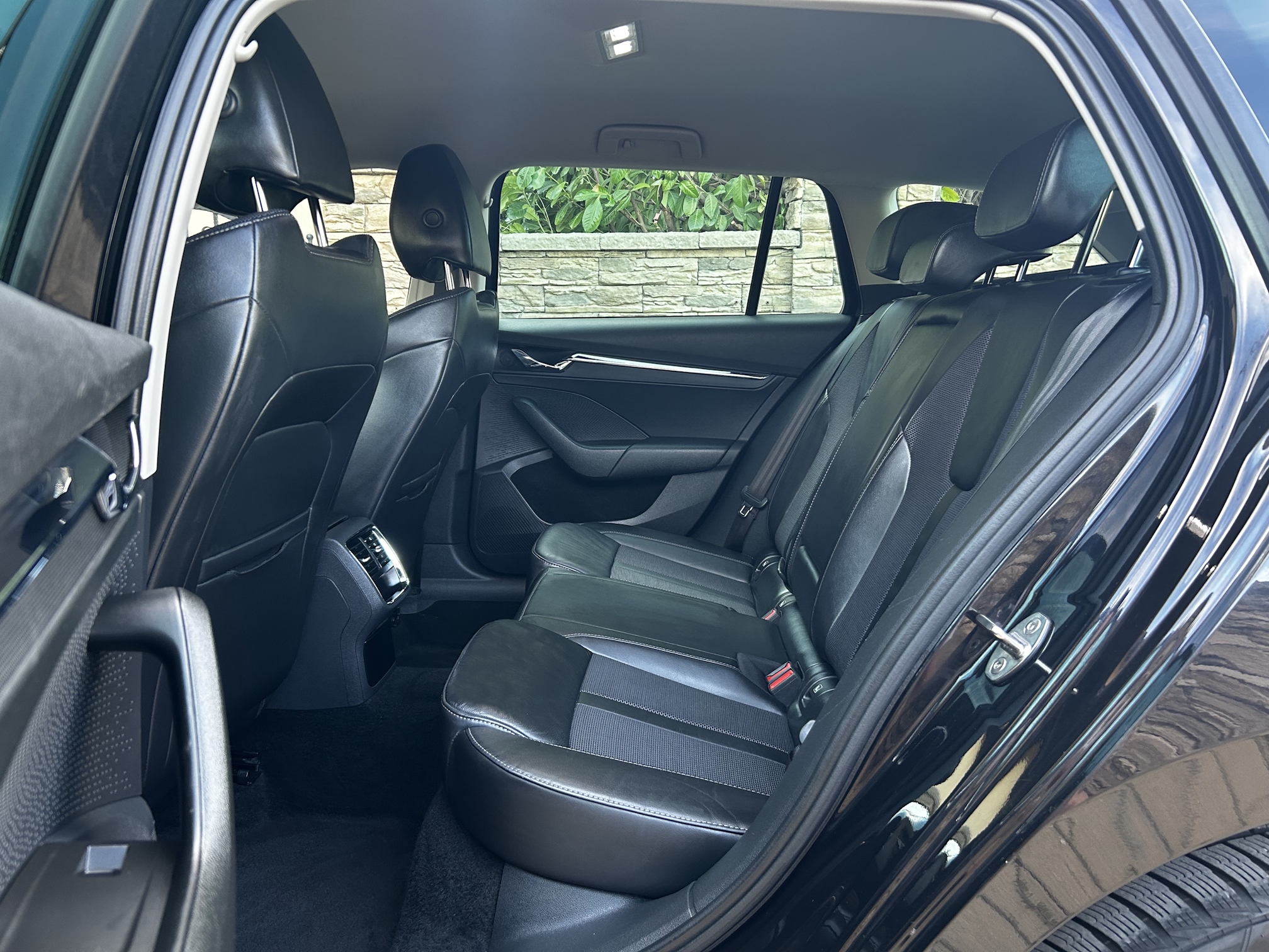 Škoda Octavia Combi 2.0 TDI SCR Style DSG – Obrázok 10