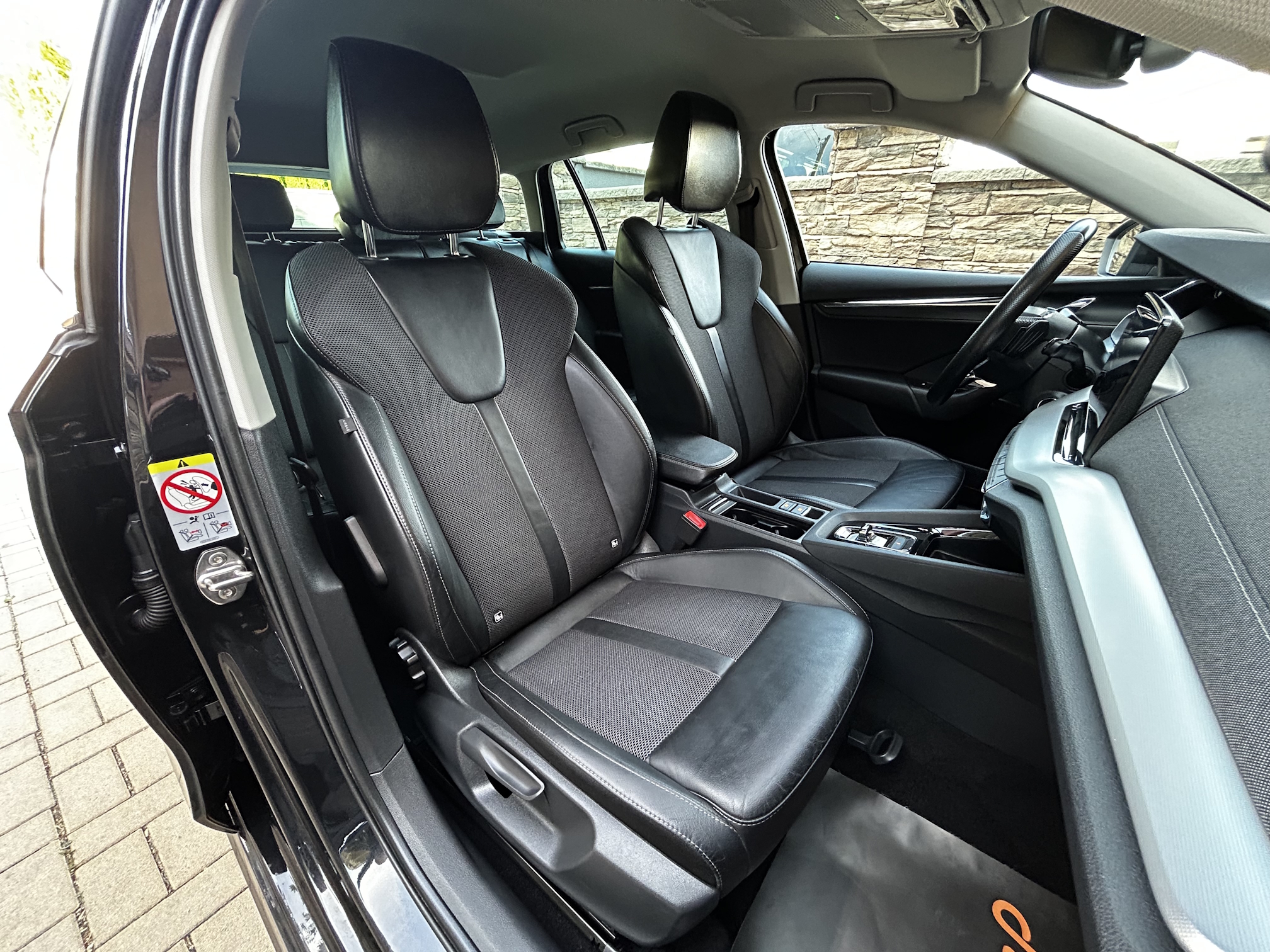 Škoda Octavia Combi 2.0 TDI SCR Style DSG – Obrázok 14