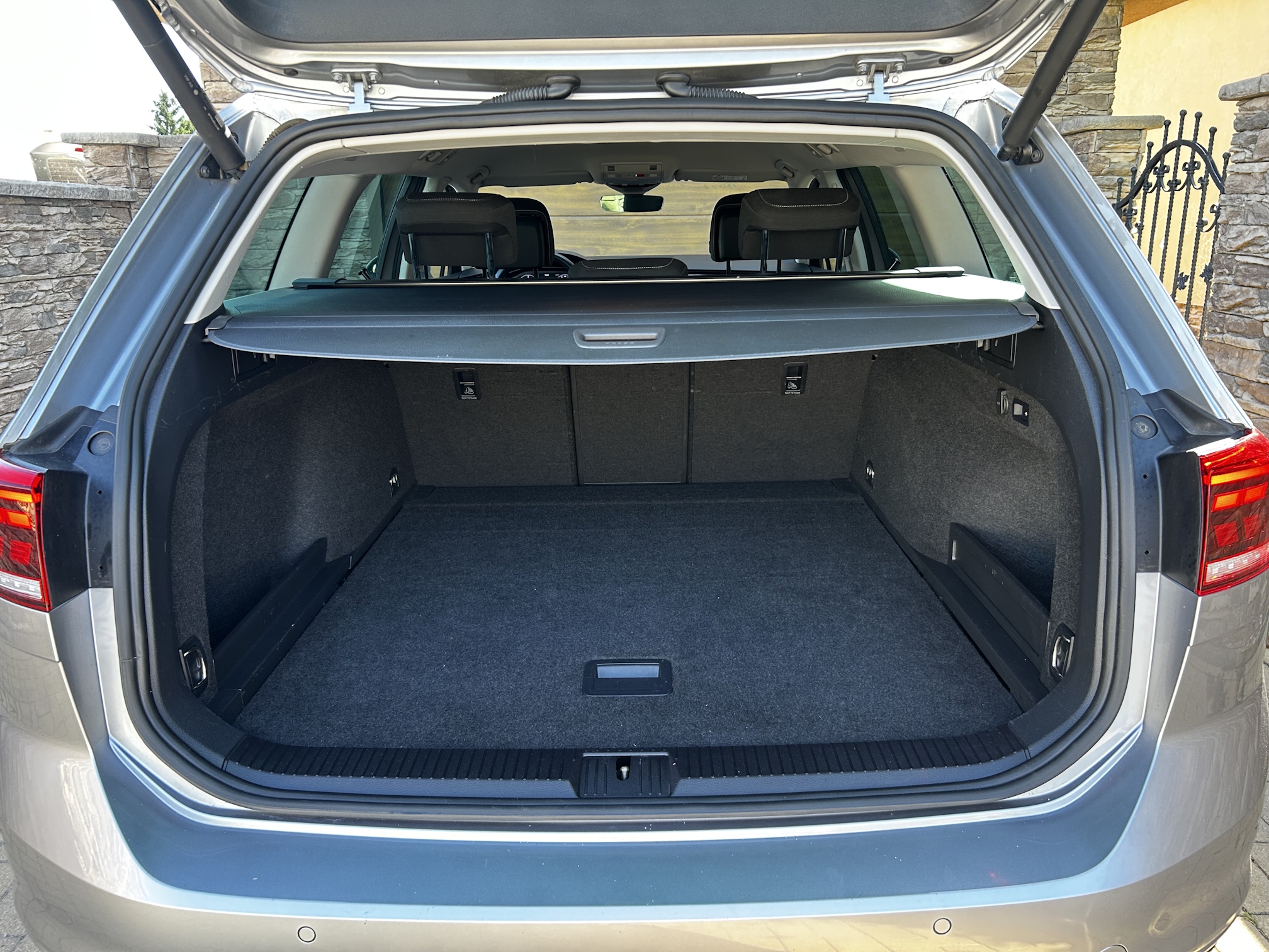 Volkswagen Passat Variant 2.0 TDI EVO Business DSG – Obrázok 12
