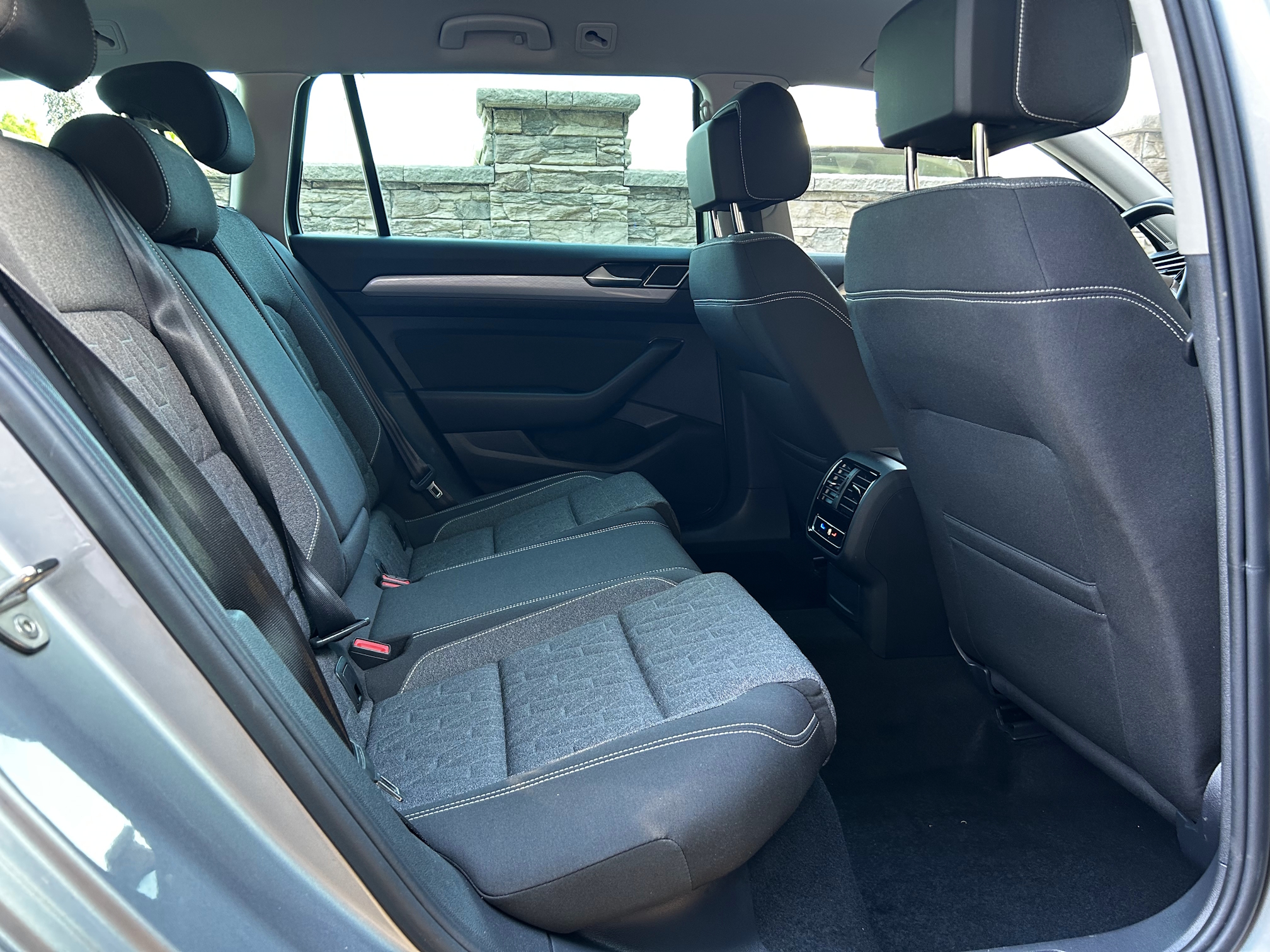 Volkswagen Passat Variant 2.0 TDI EVO Business DSG – Obrázok 14