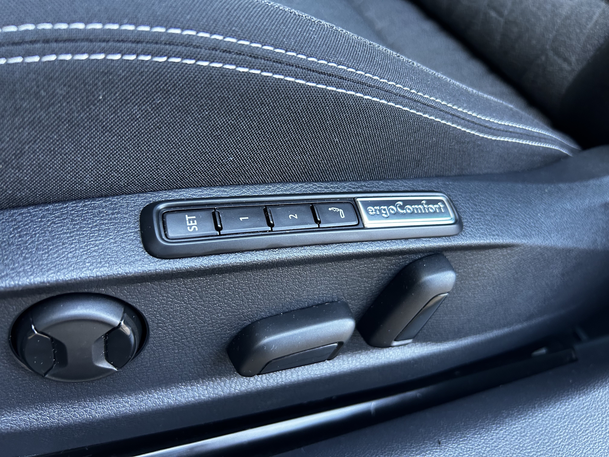 Volkswagen Passat Variant 2.0 TDI EVO Business DSG – Obrázok 21