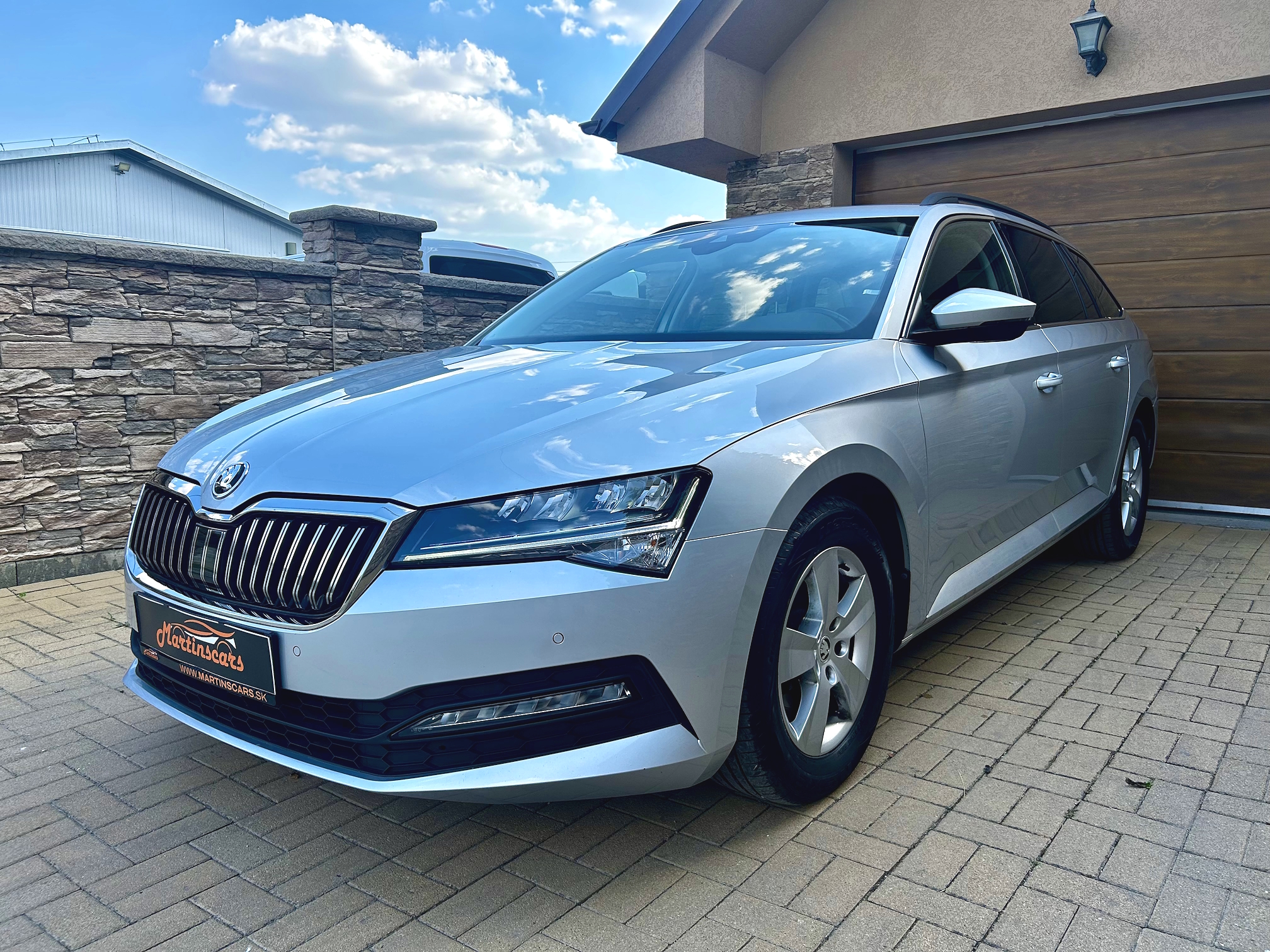 Škoda Superb Combi 2.0 TDI SCR Ambition DSG, ODPOČET DPH – Obrázok 3