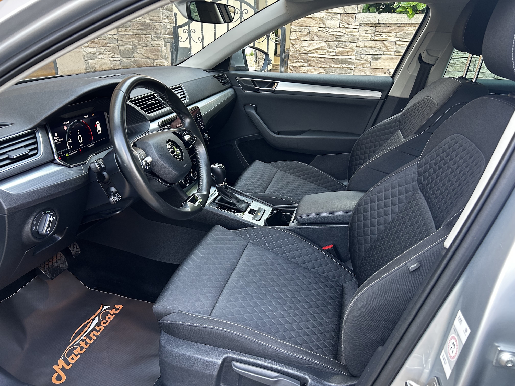 Škoda Superb Combi 2.0 TDI SCR Ambition DSG, ODPOČET DPH – Obrázok 8