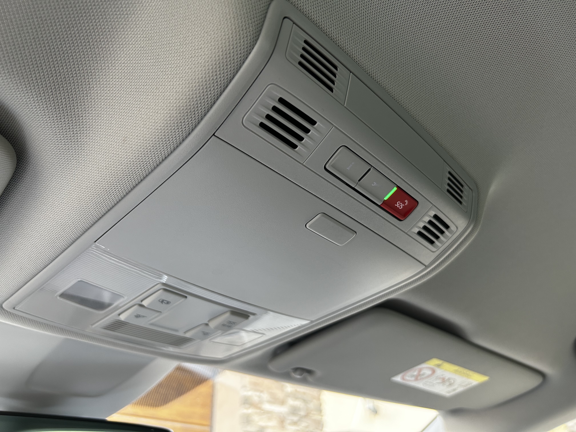 Škoda Superb Combi 2.0 TDI SCR Ambition DSG, ODPOČET DPH – Obrázok 37
