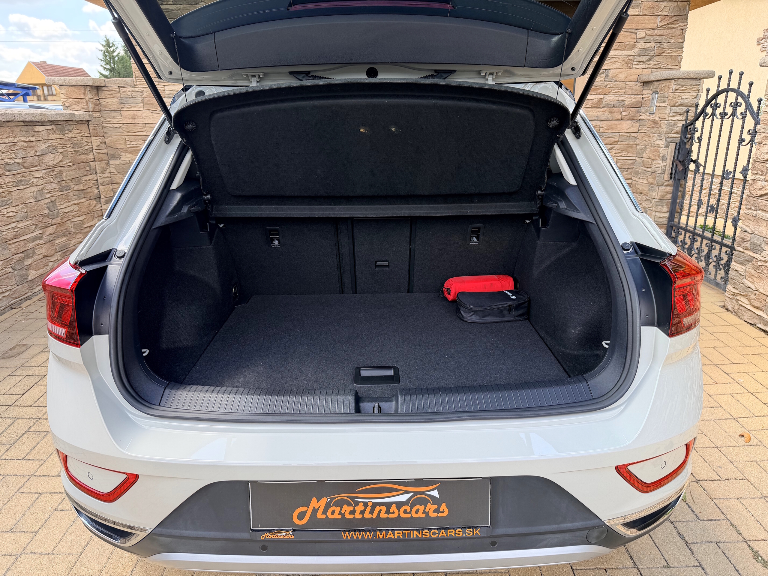 Volkswagen T-Roc 2.0 TDI Style 4Motion DSG – Obrázok 11