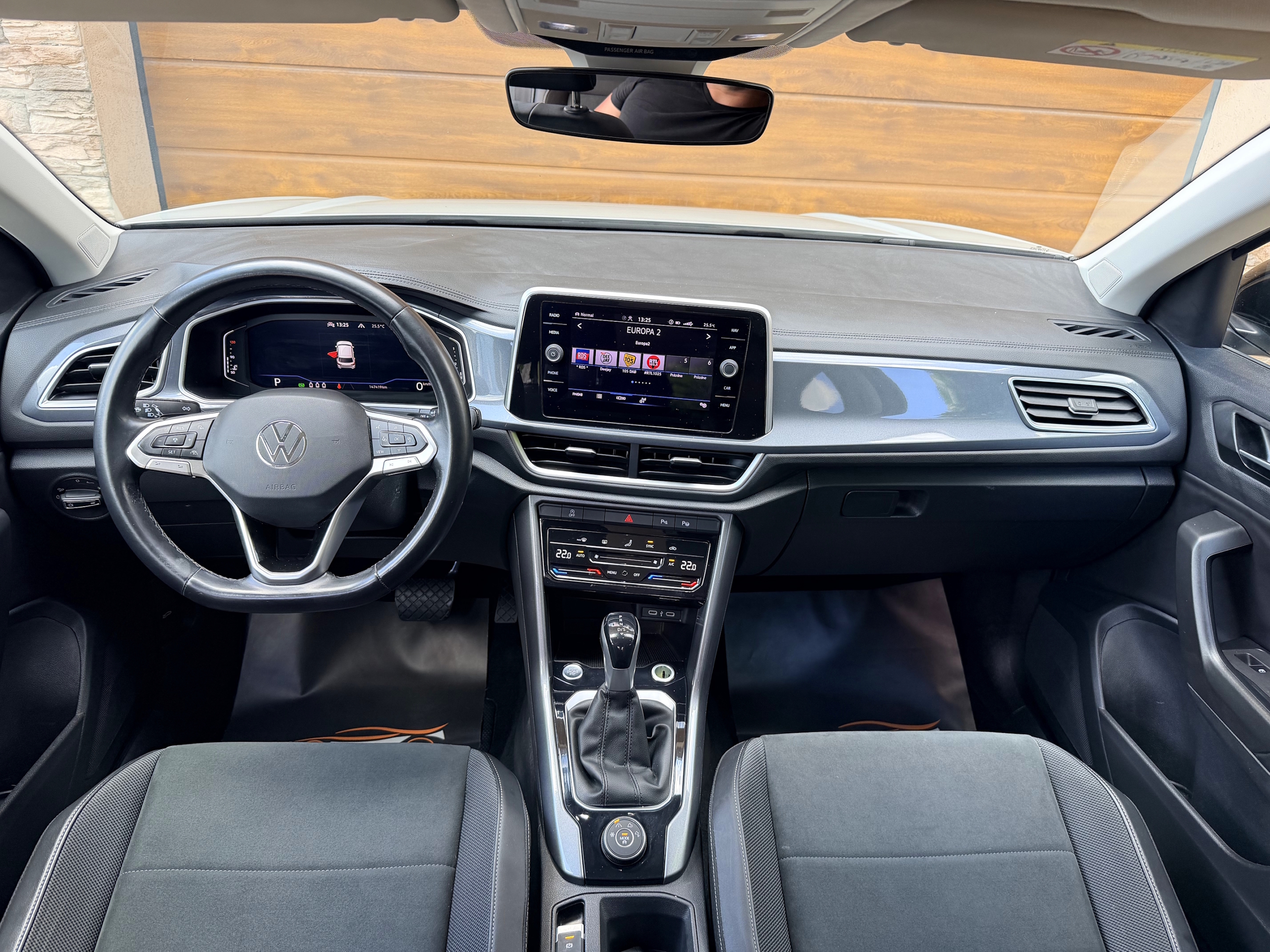 Volkswagen T-Roc 2.0 TDI Style 4Motion DSG – Obrázok 17