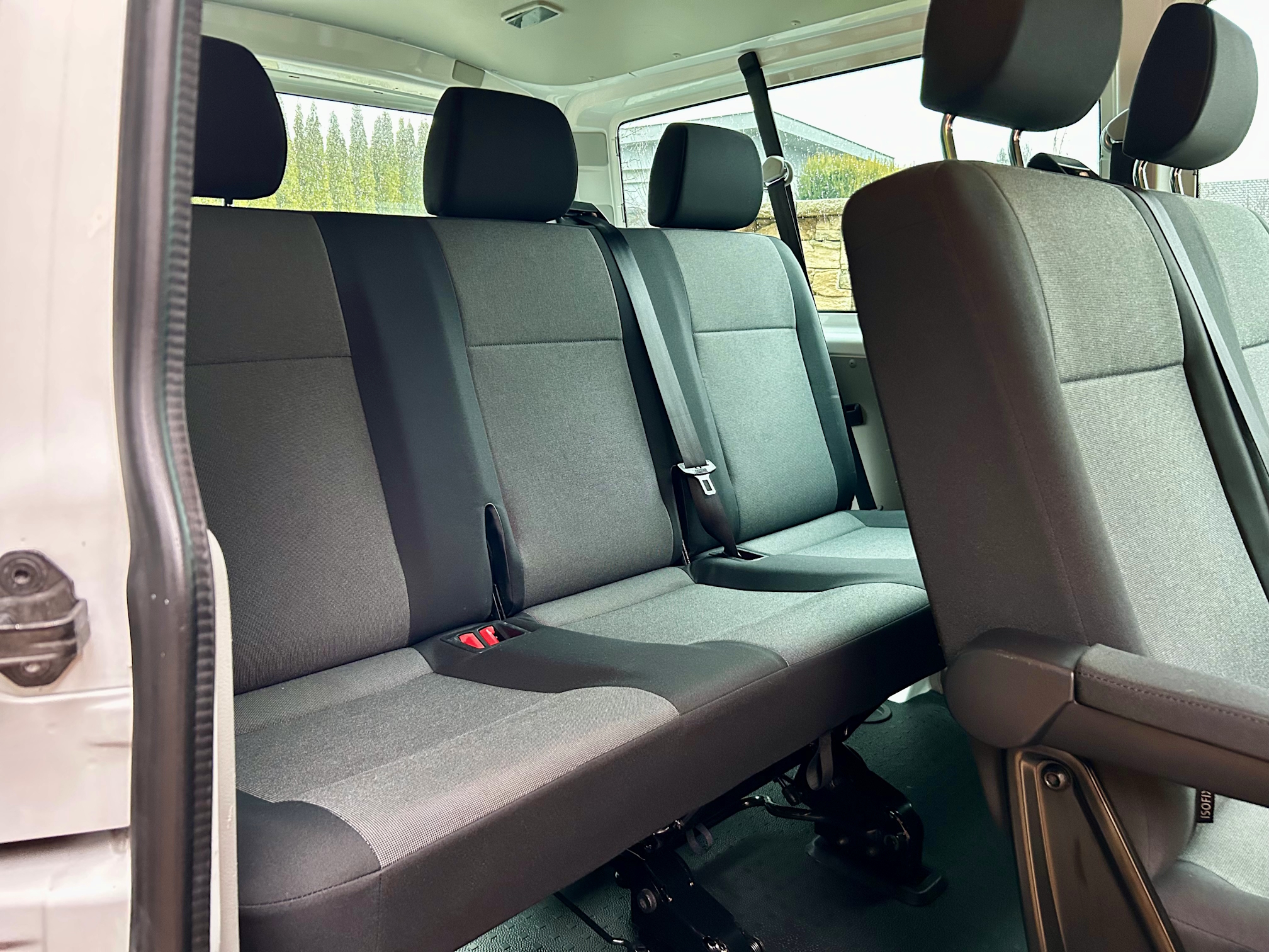 Volkswagen T6 Transporter 2.0TDi 4Motion DSG Biturbo Webasto – Obrázok 12