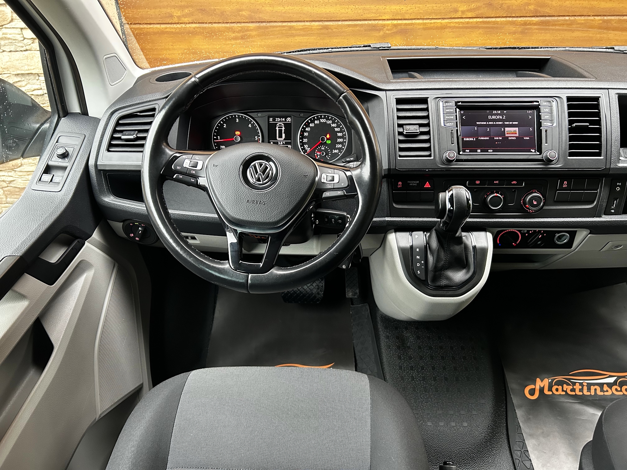 Volkswagen T6 Transporter 2.0TDi 4Motion DSG Biturbo Webasto – Obrázok 15