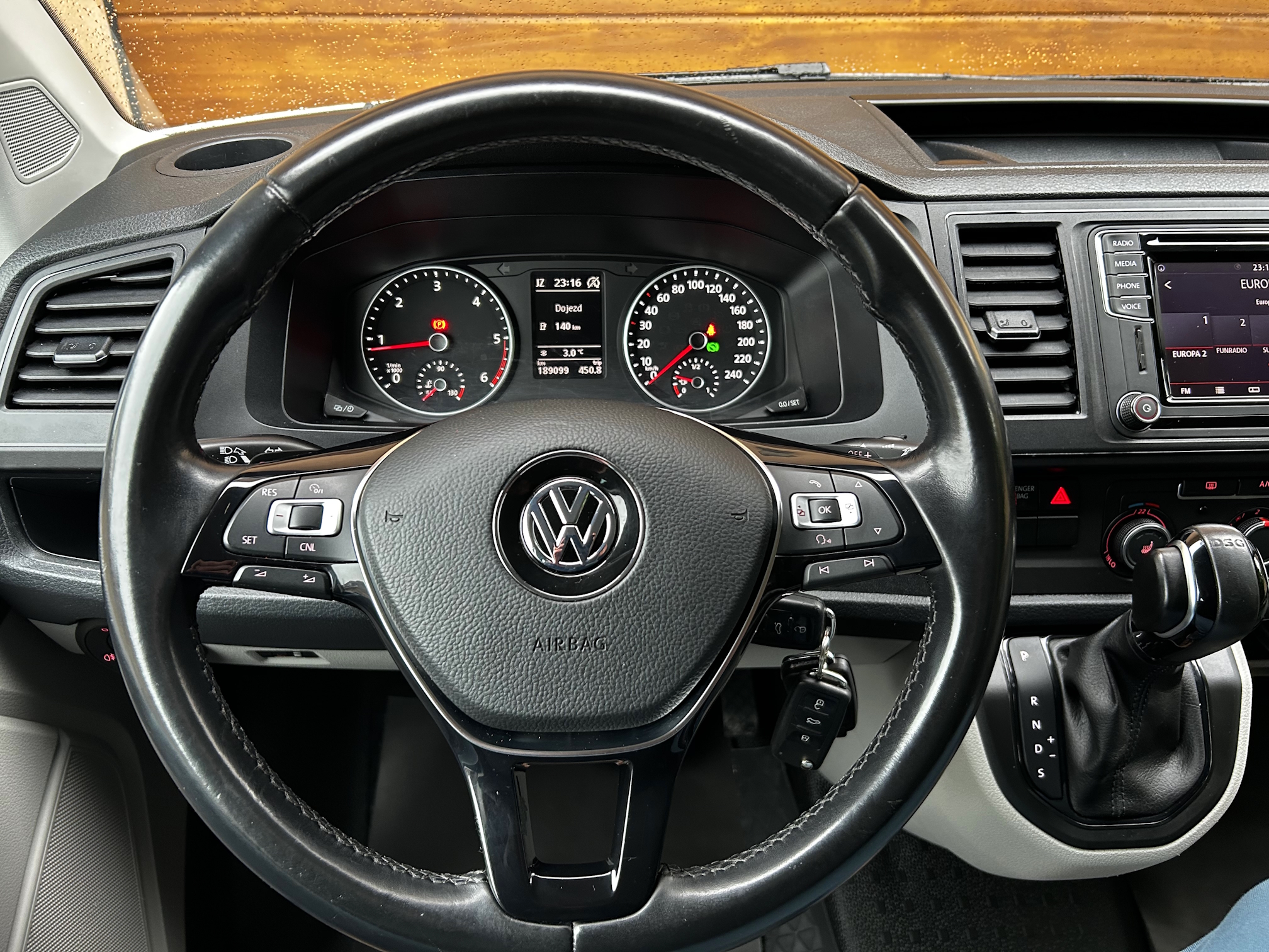 Volkswagen T6 Transporter 2.0TDi 4Motion DSG Biturbo Webasto – Obrázok 20
