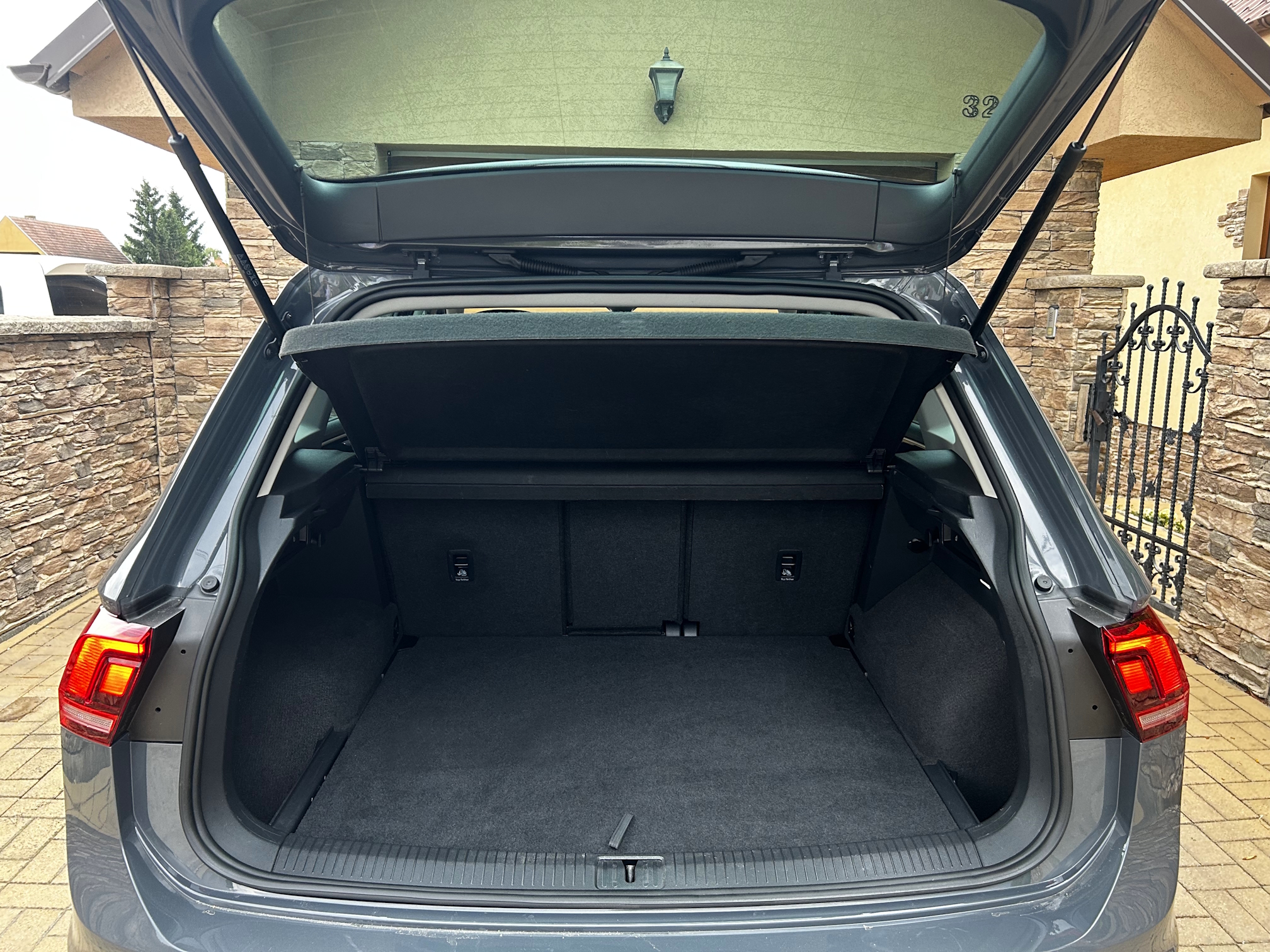 Volkswagen Tiguan 1.5 TSI EVO Elegance DSG – Obrázok 11