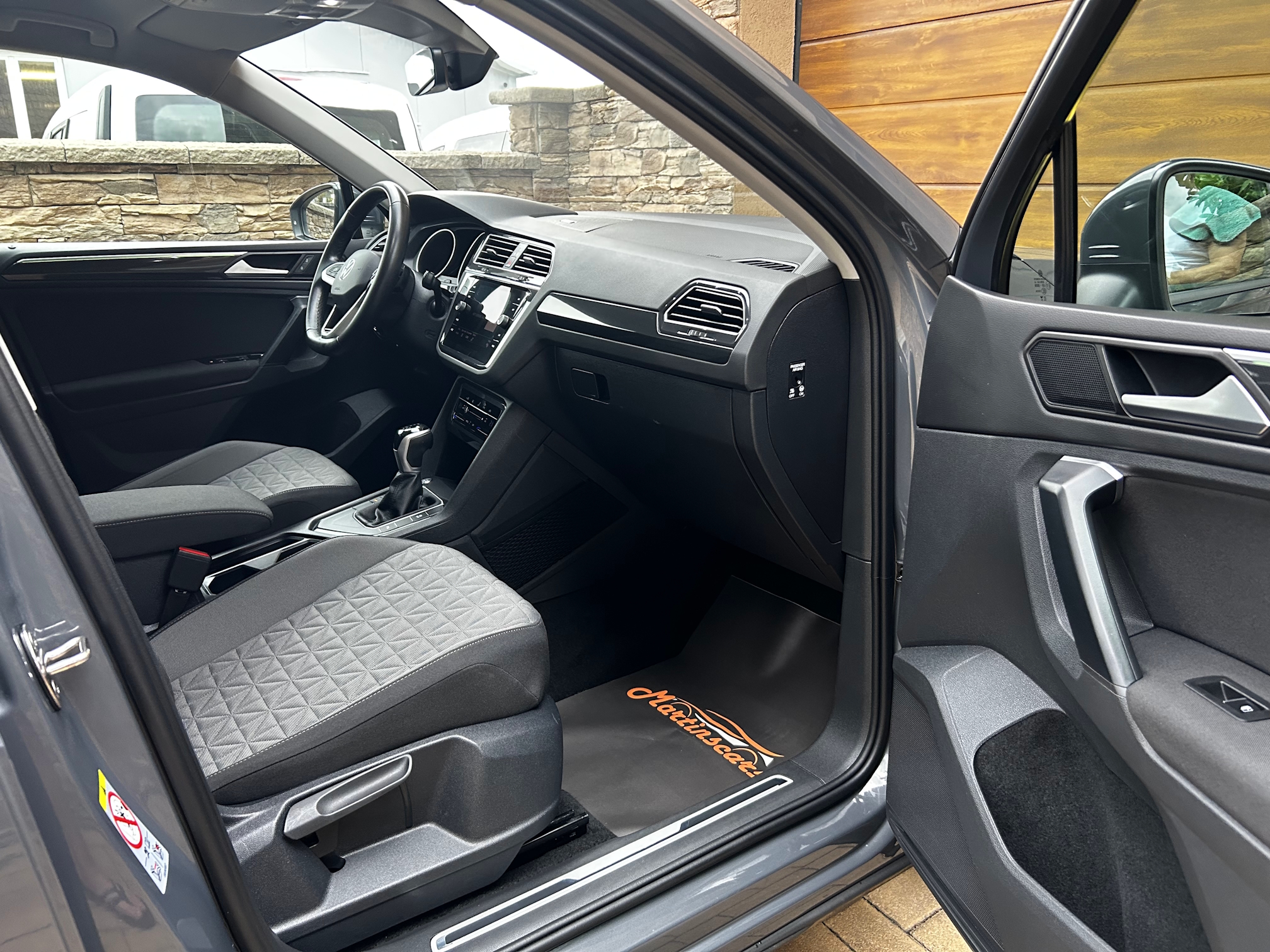 Volkswagen Tiguan 1.5 TSI EVO Elegance DSG – Obrázok 14