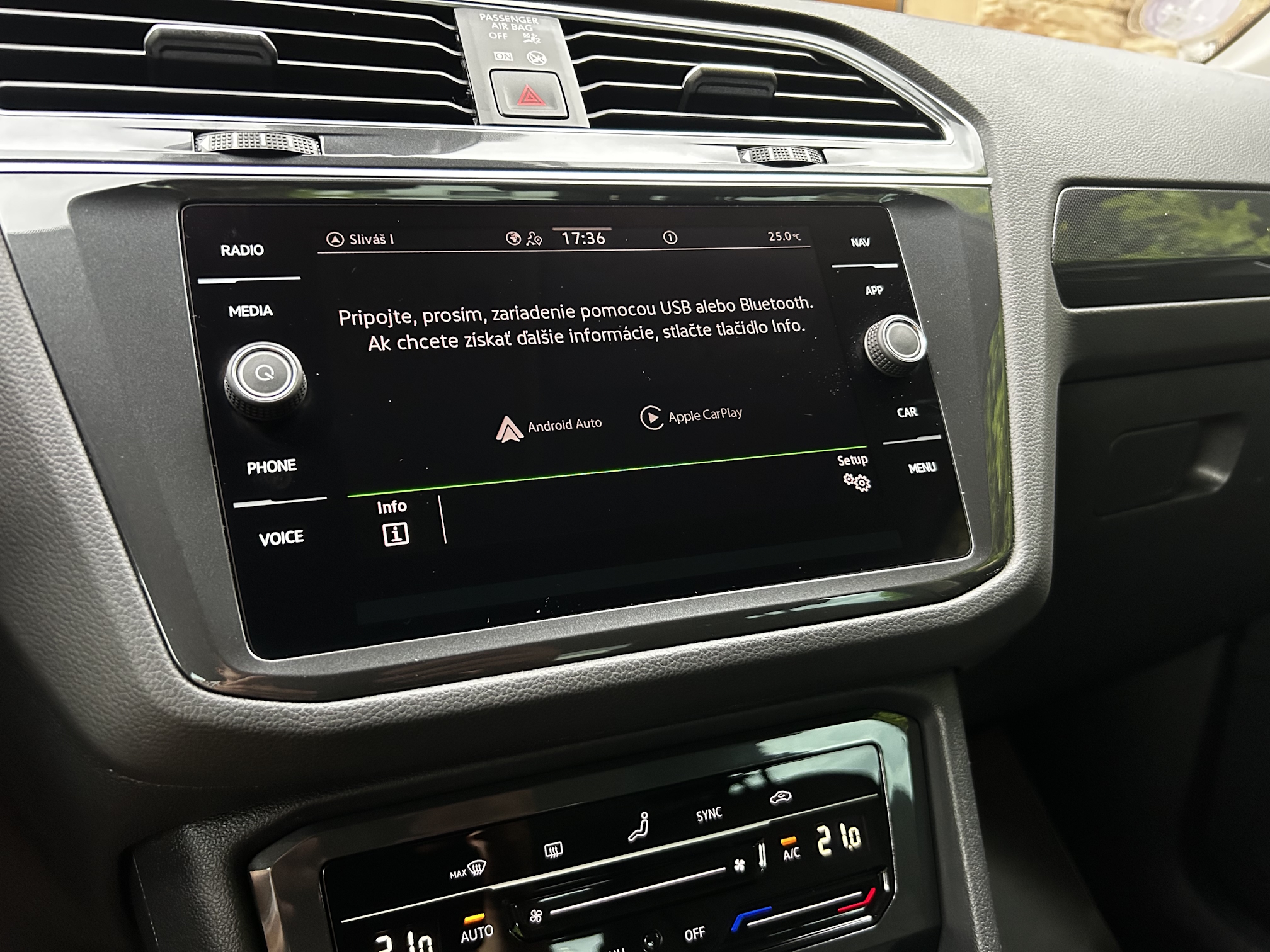 Volkswagen Tiguan 1.5 TSI EVO Elegance DSG – Obrázok 28