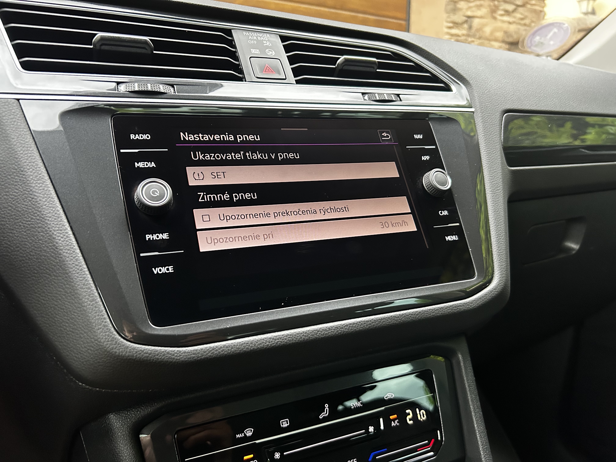 Volkswagen Tiguan 1.5 TSI EVO Elegance DSG – Obrázok 32