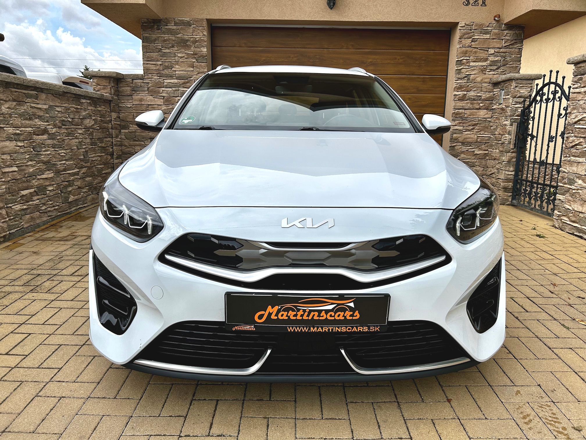 Kia Ceed SW 1.6 GDi Plug-in hybrid Gold A/T