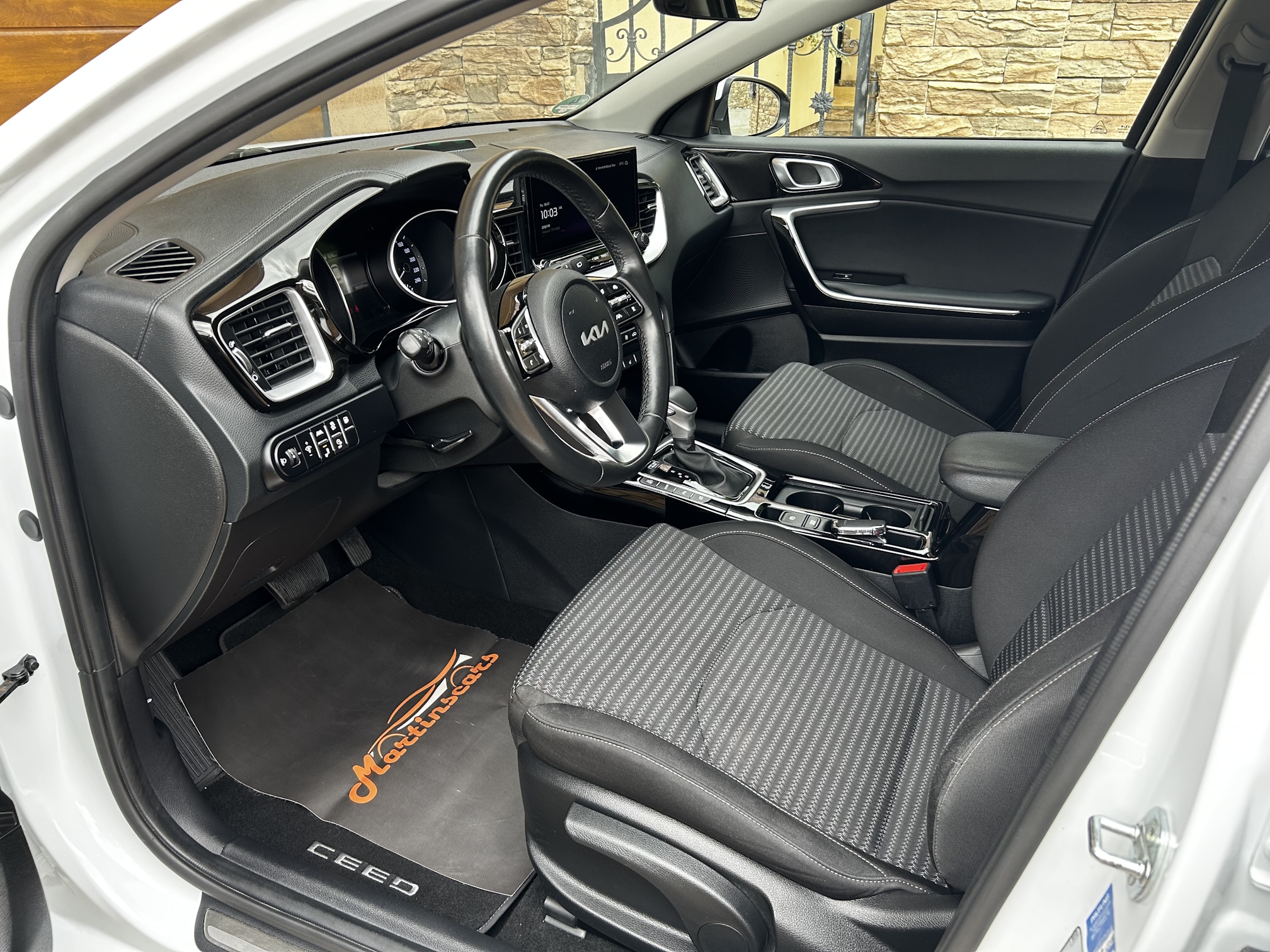 Kia Ceed SW 1.6 GDi Plug-in hybrid Gold A/T – Obrázok 8