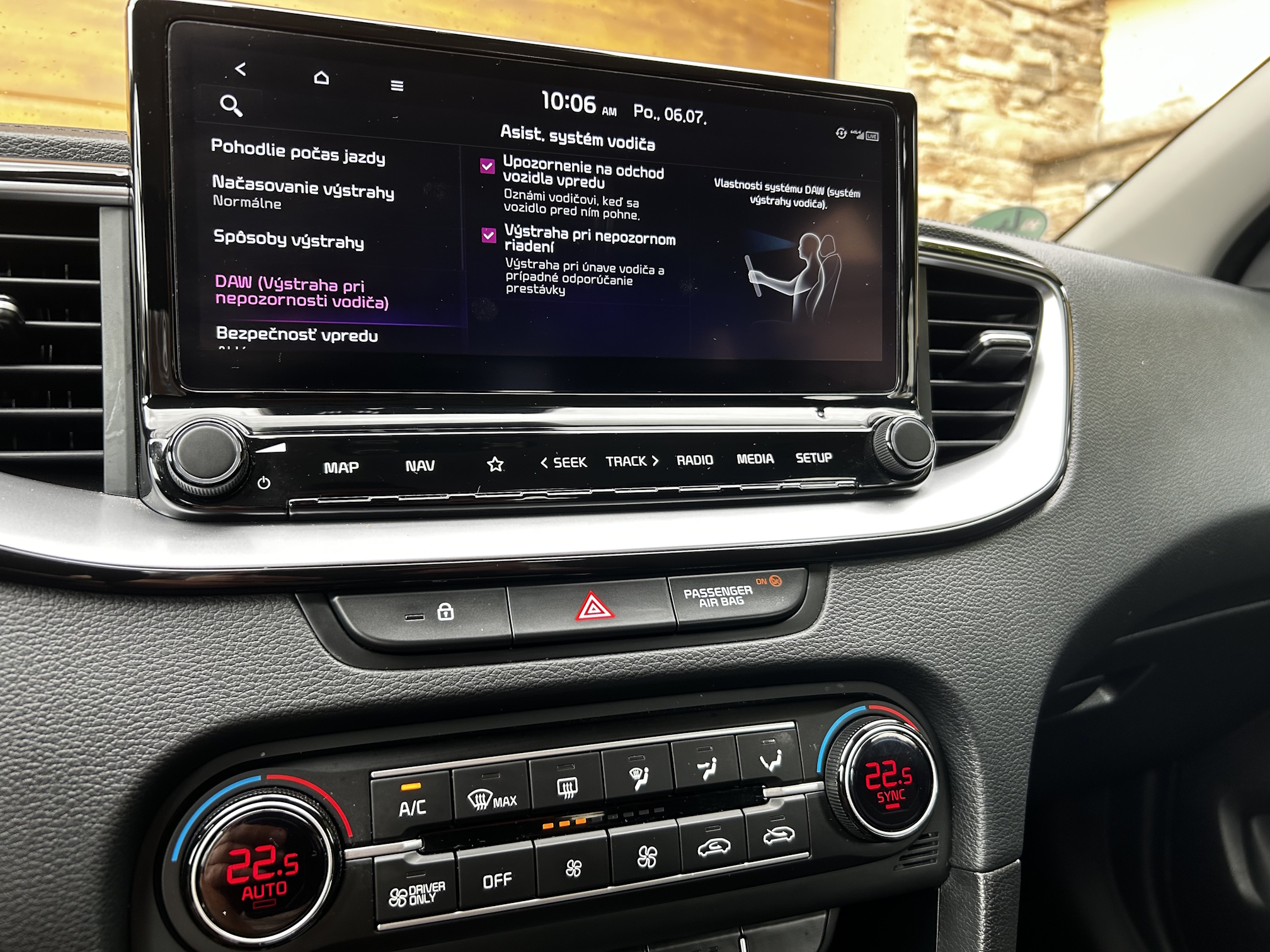 Kia Ceed SW 1.6 GDi Plug-in hybrid Gold A/T – Obrázok 31