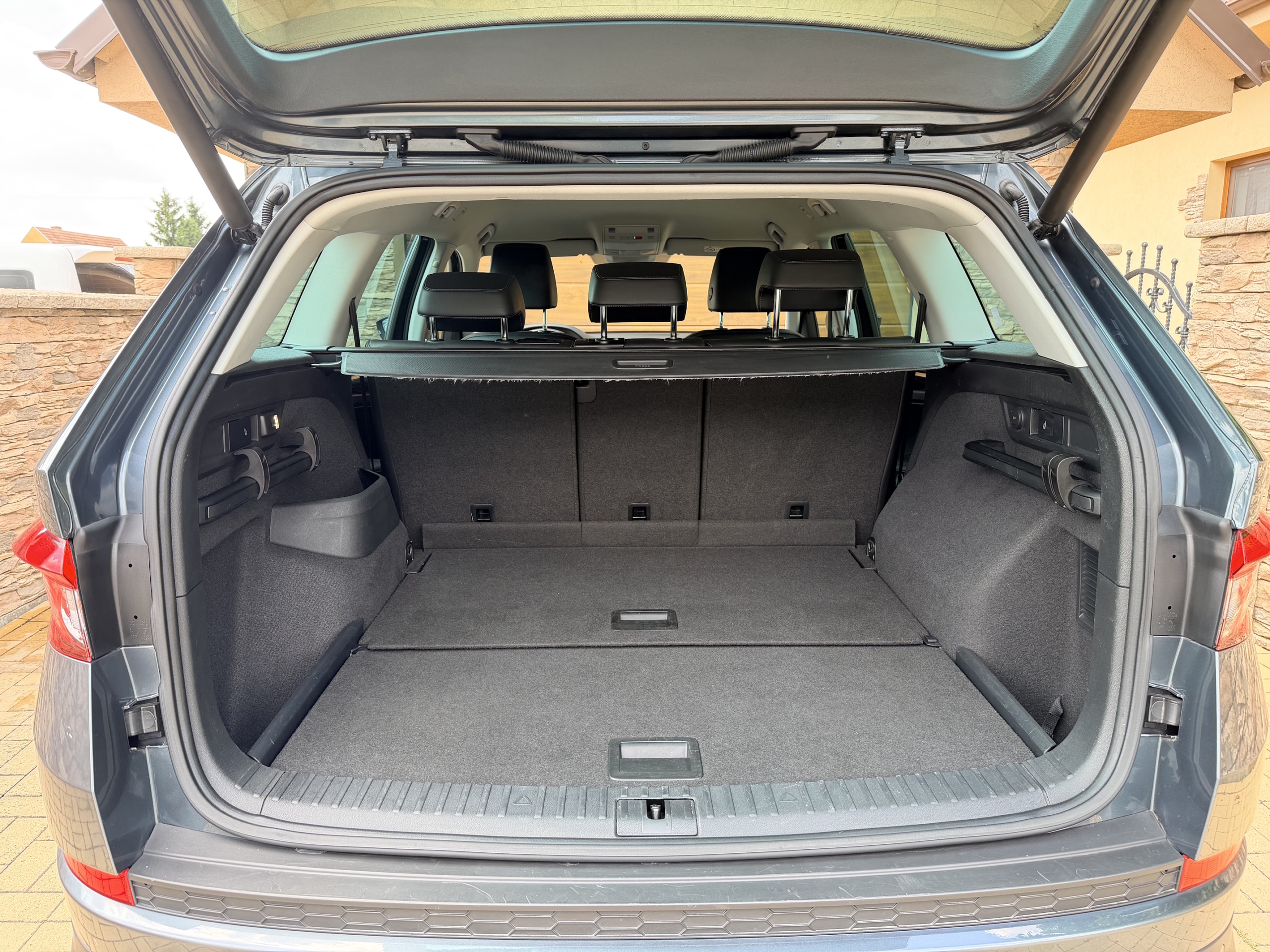 Škoda Kodiaq 2.0 TDI SCR 190k Style DSG 4x4 – Obrázok 11