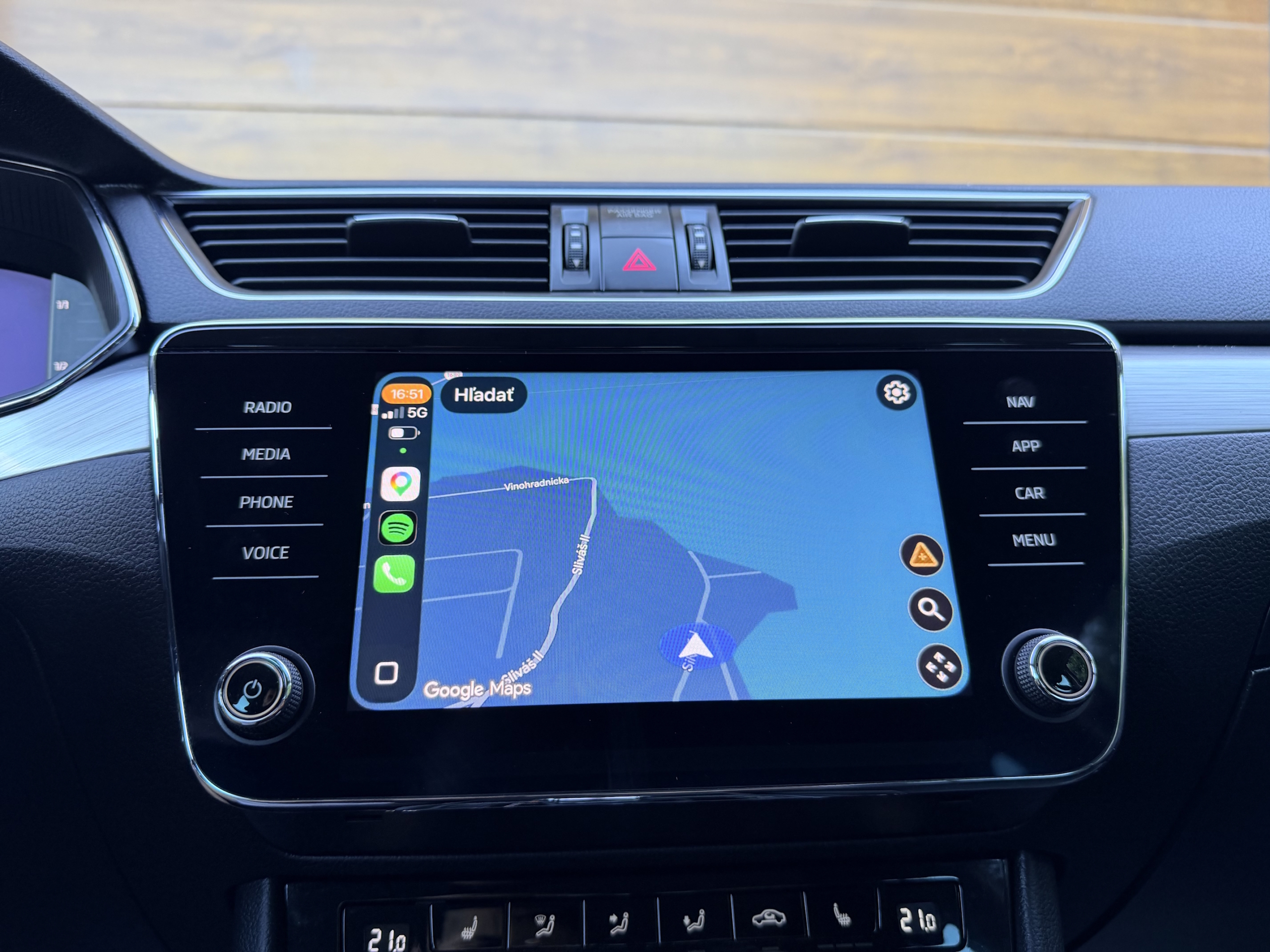 Škoda Superb Combi 2.0 TDI SCR Style DSG, ODPOČET DPH – Obrázok 27