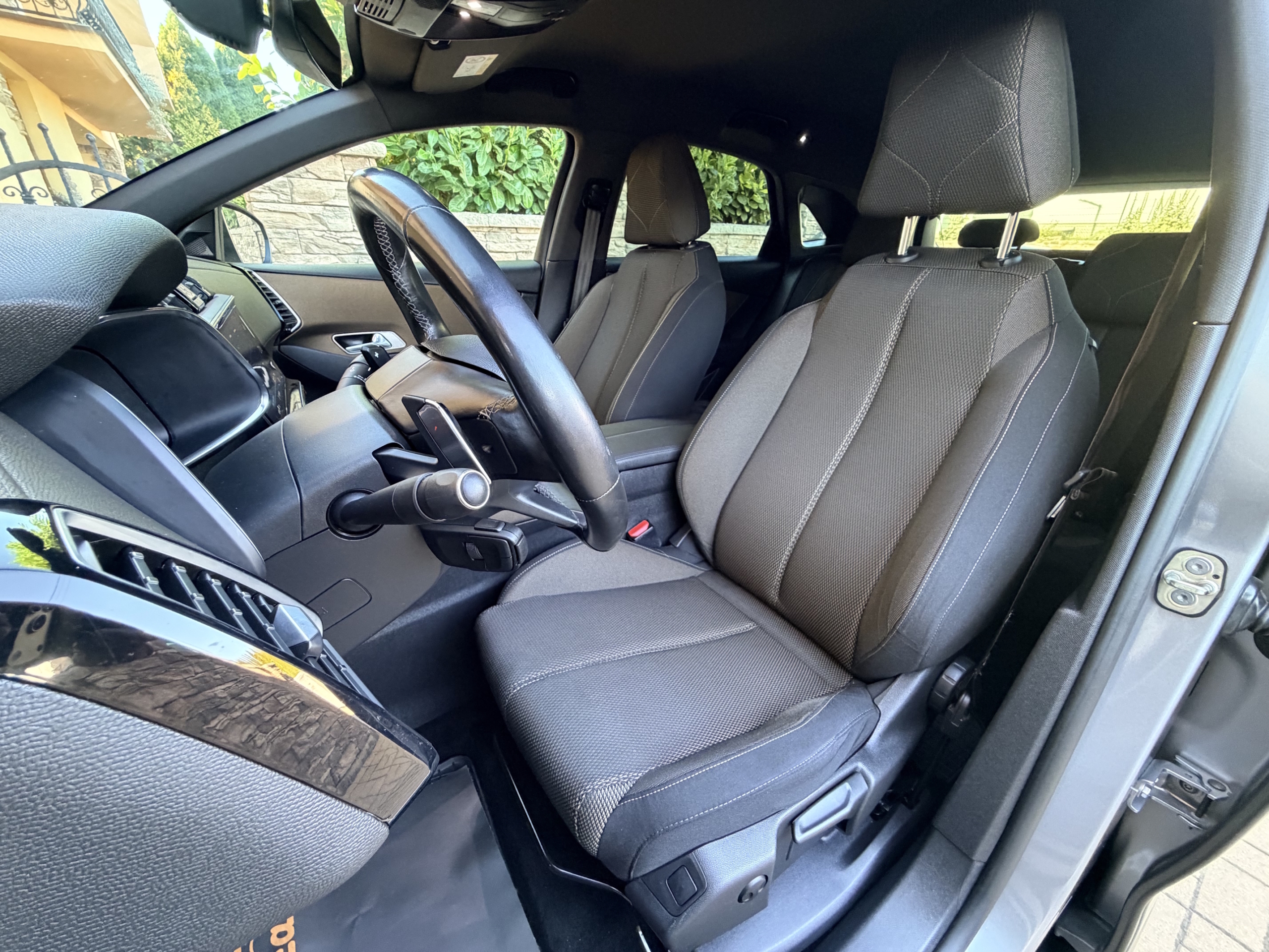 DS 7 CROSSBACK 2.0 Blue-HDi GrandChic 180PS – Obrázok 8