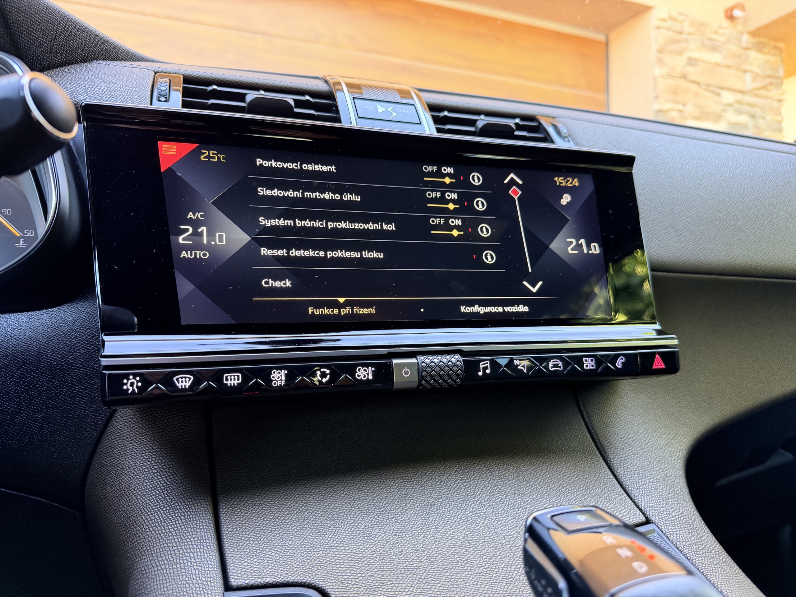 DS 7 CROSSBACK 2.0 Blue-HDi GrandChic 180PS – Obrázok 27