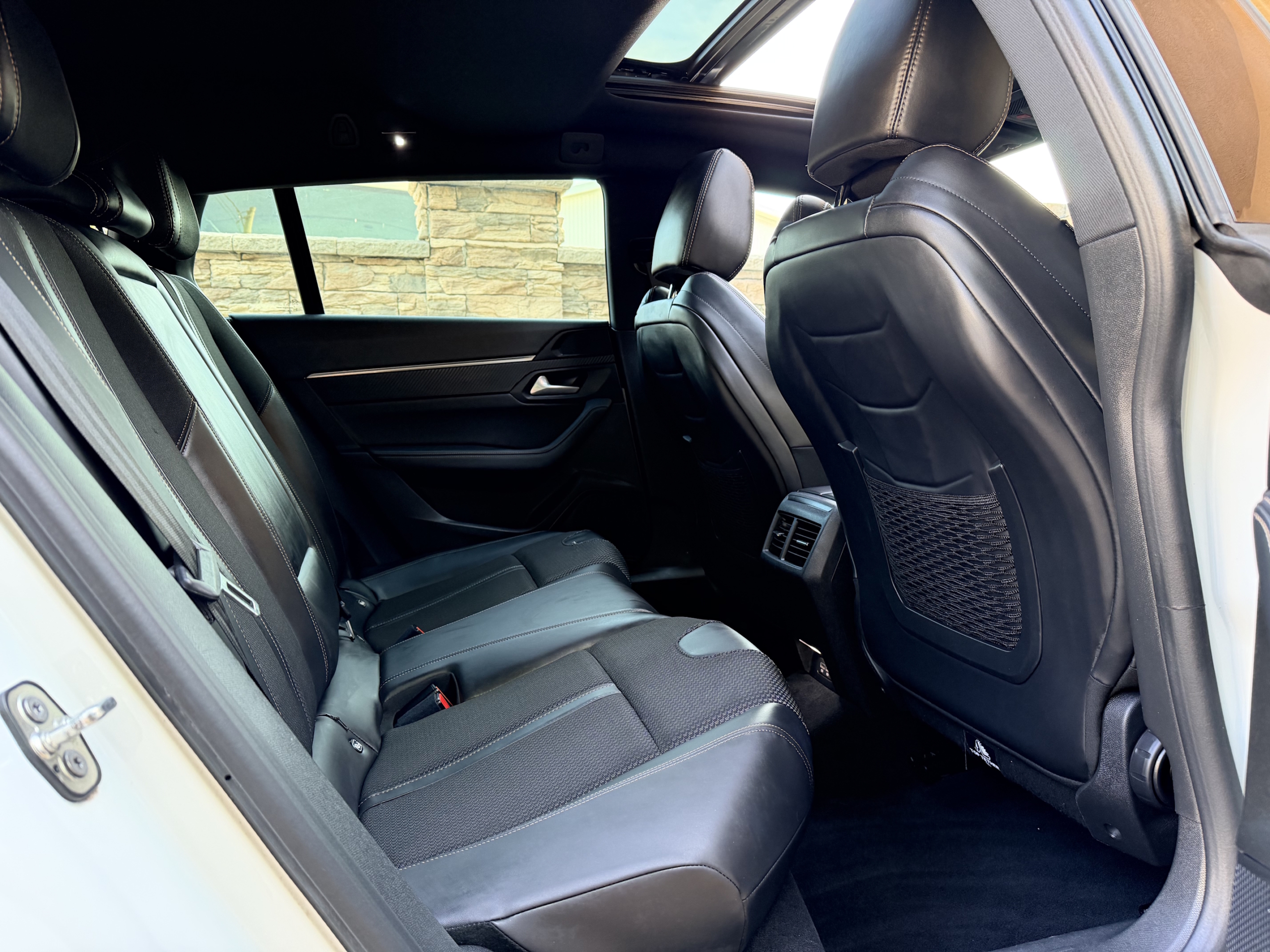 Peugeot 508 SW 1.5 BlueHDi GT Line EAT8 – Obrázok 13