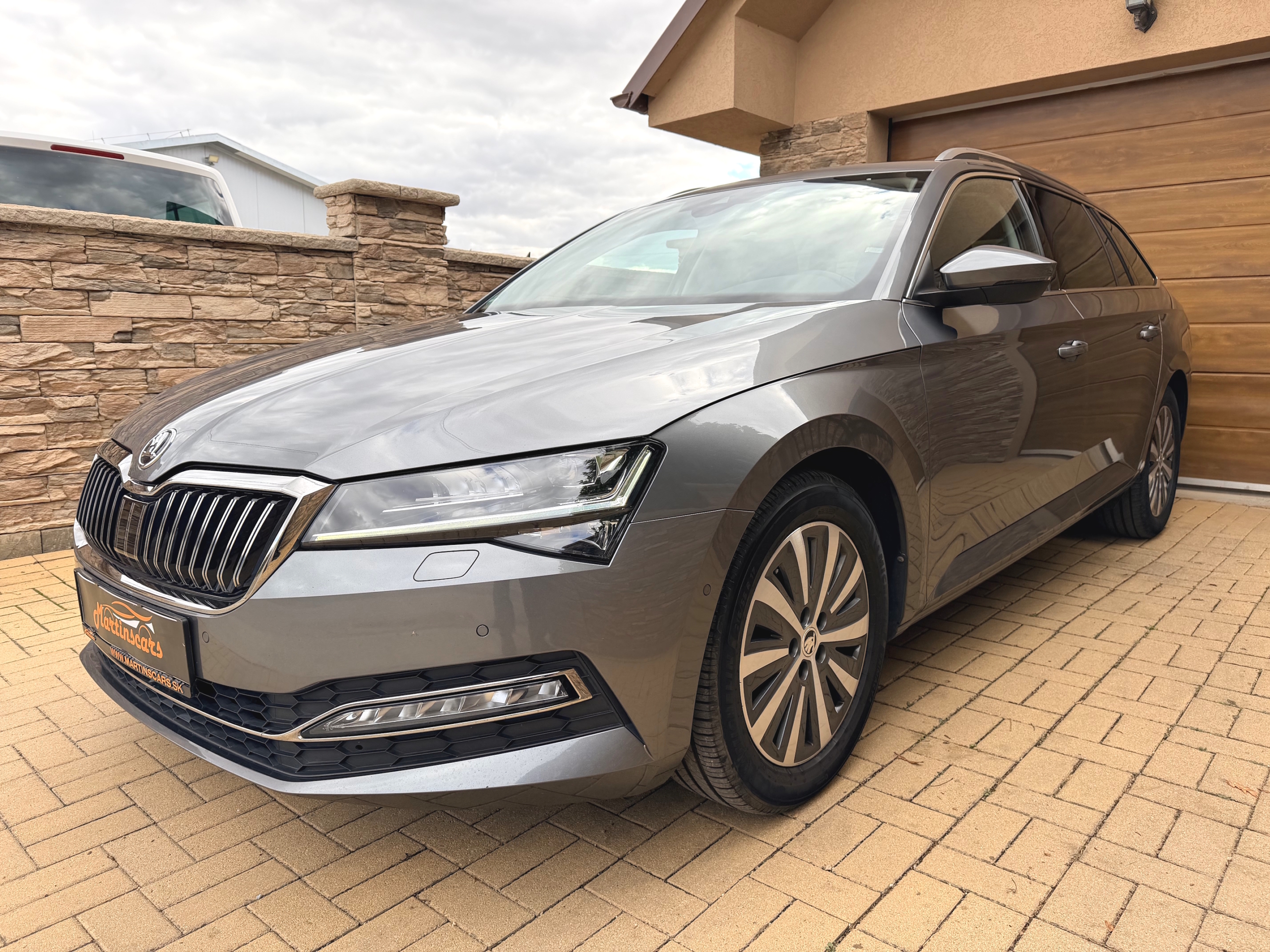 Škoda Superb Combi 2.0 TDI SCR Style DSG – Obrázok 3