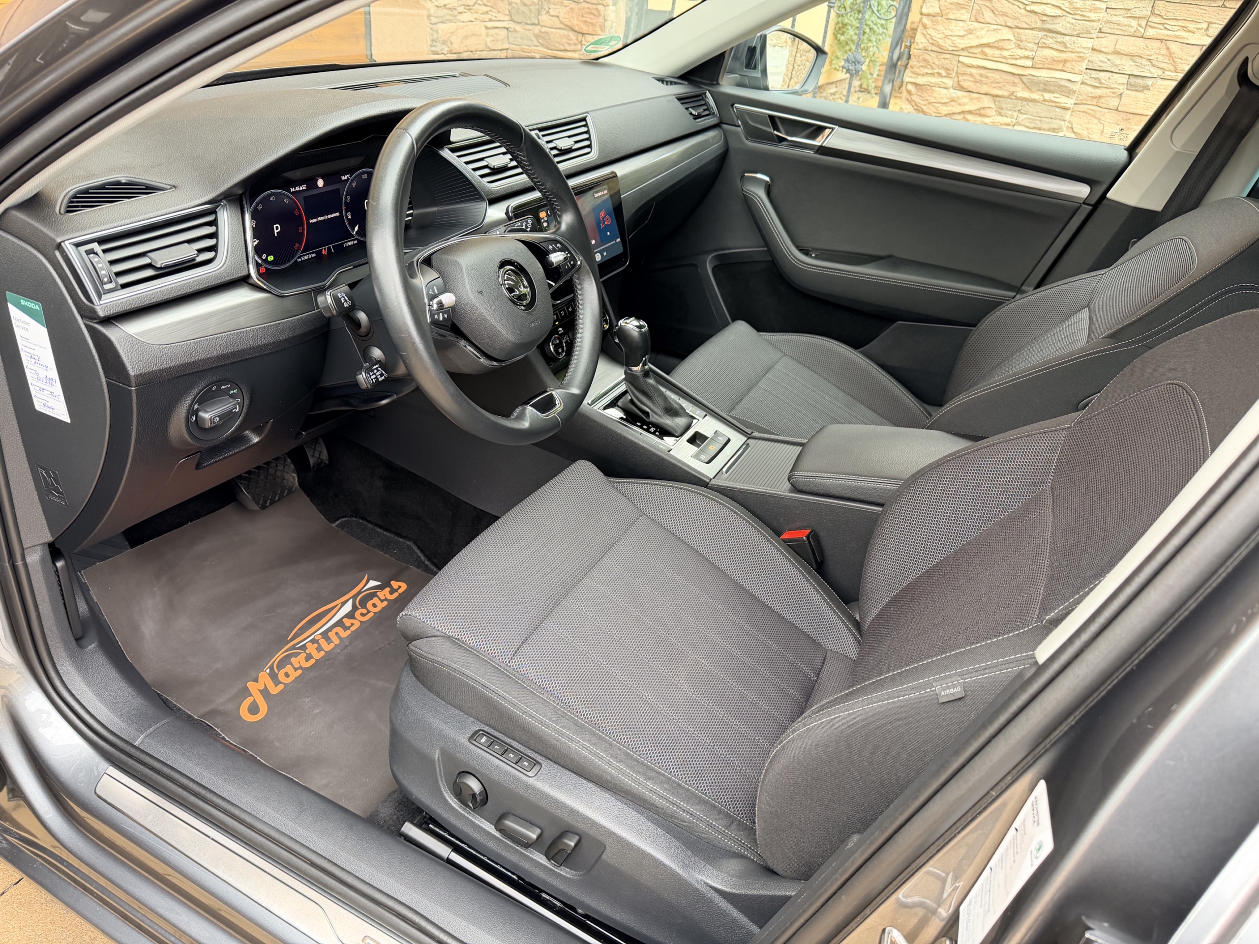 Škoda Superb Combi 2.0 TDI SCR Style DSG – Obrázok 8