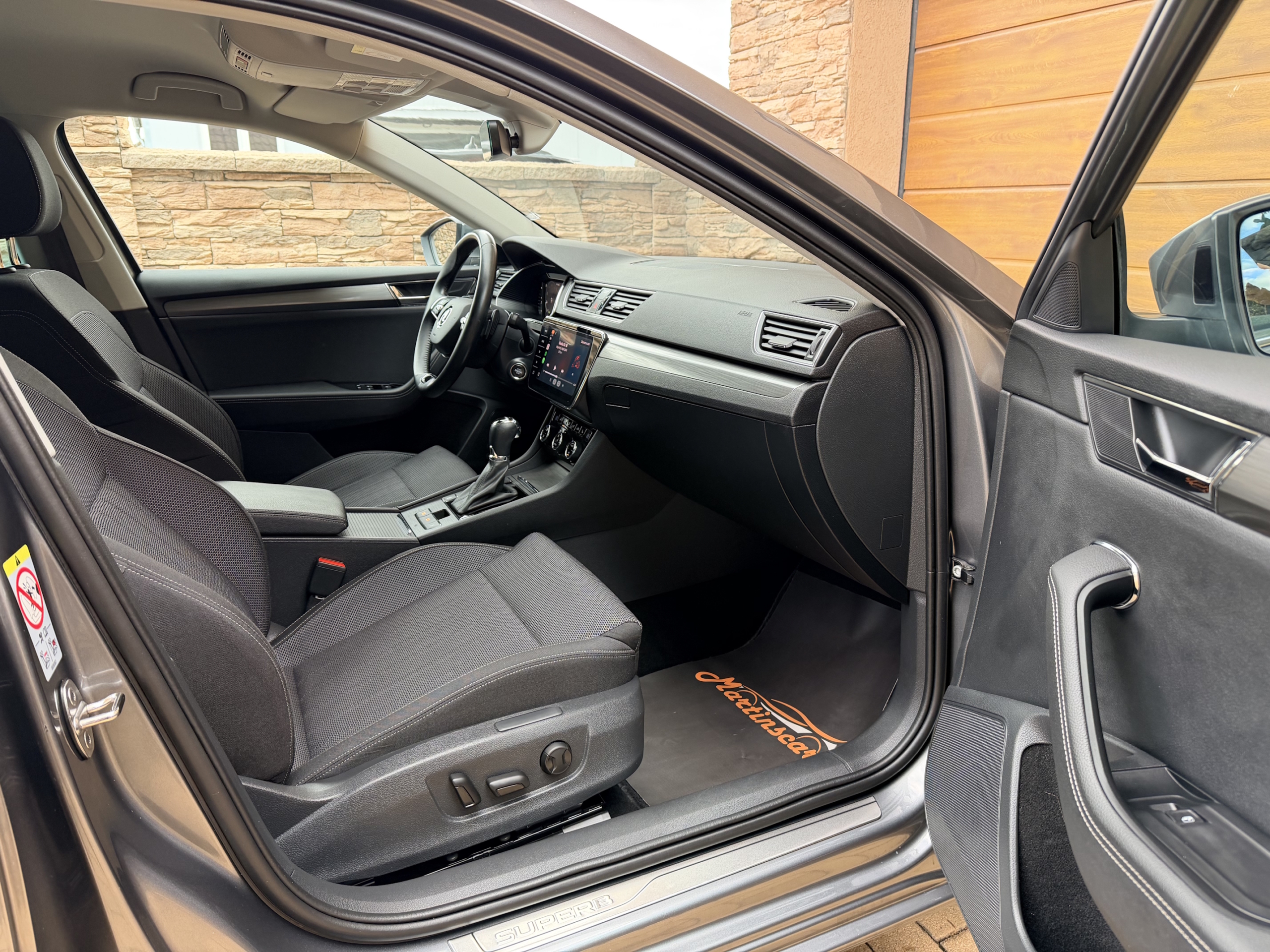 Škoda Superb Combi 2.0 TDI SCR Style DSG – Obrázok 15