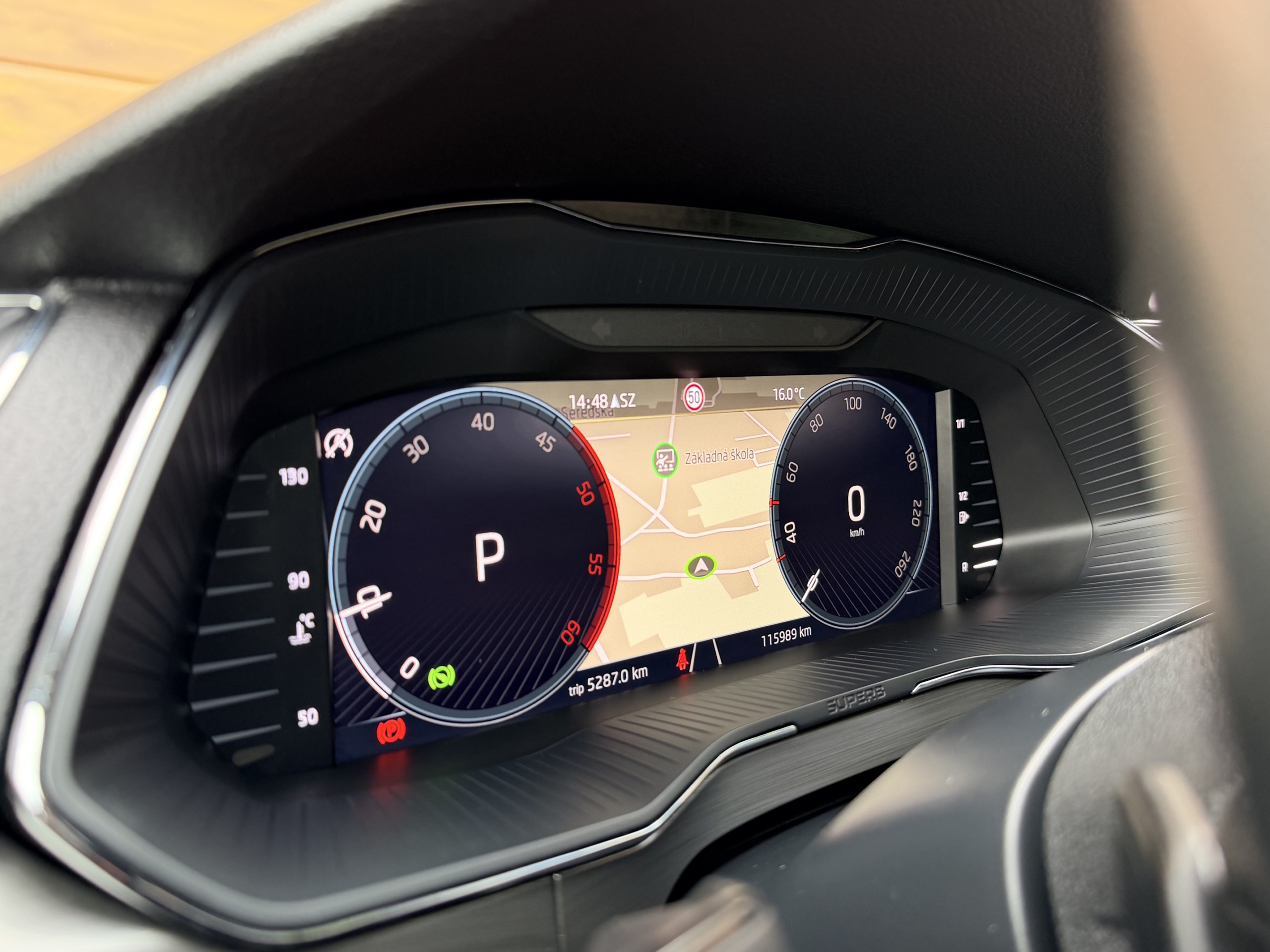Škoda Superb Combi 2.0 TDI SCR Style DSG – Obrázok 21