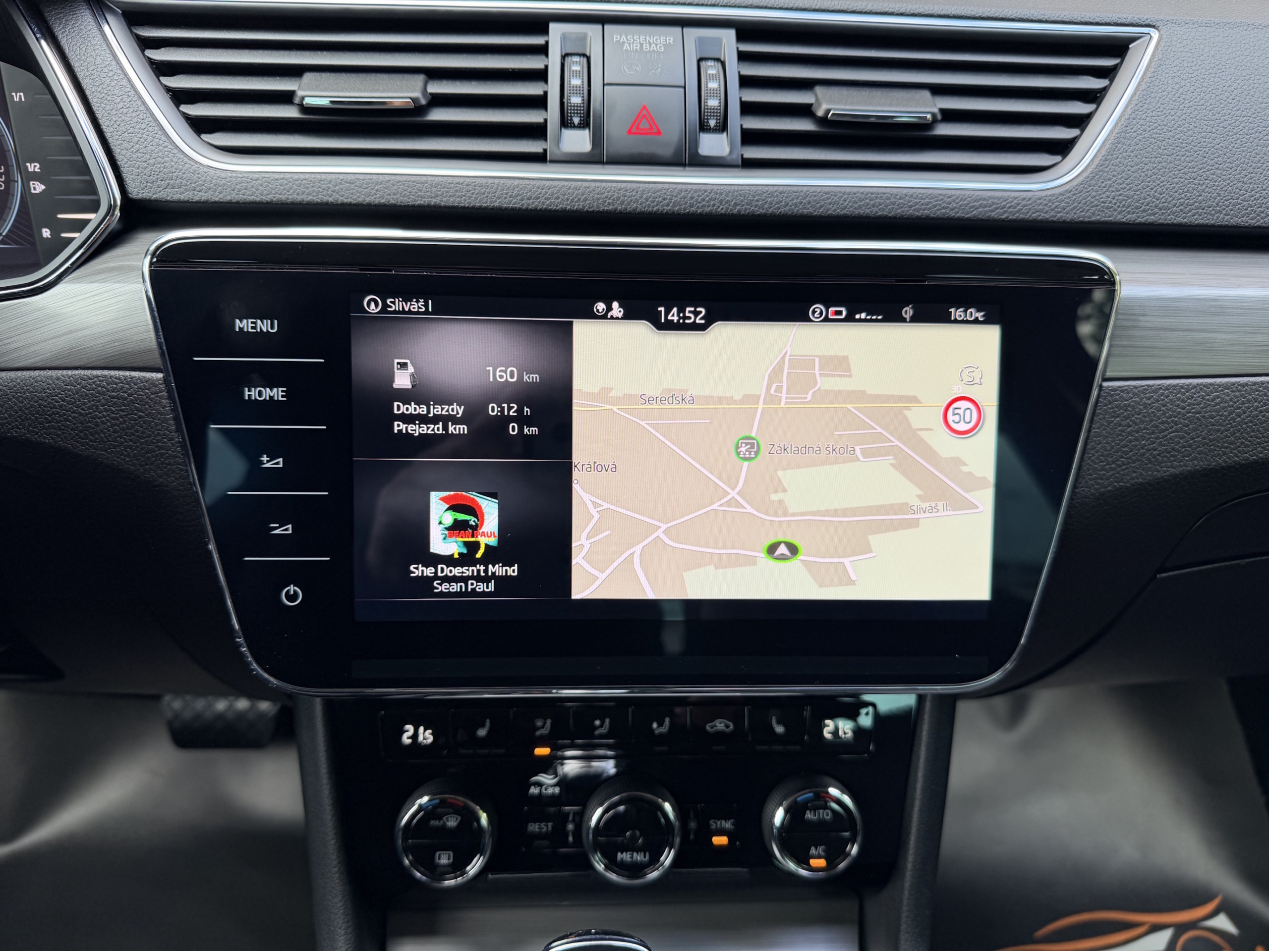 Škoda Superb Combi 2.0 TDI SCR Style DSG – Obrázok 29