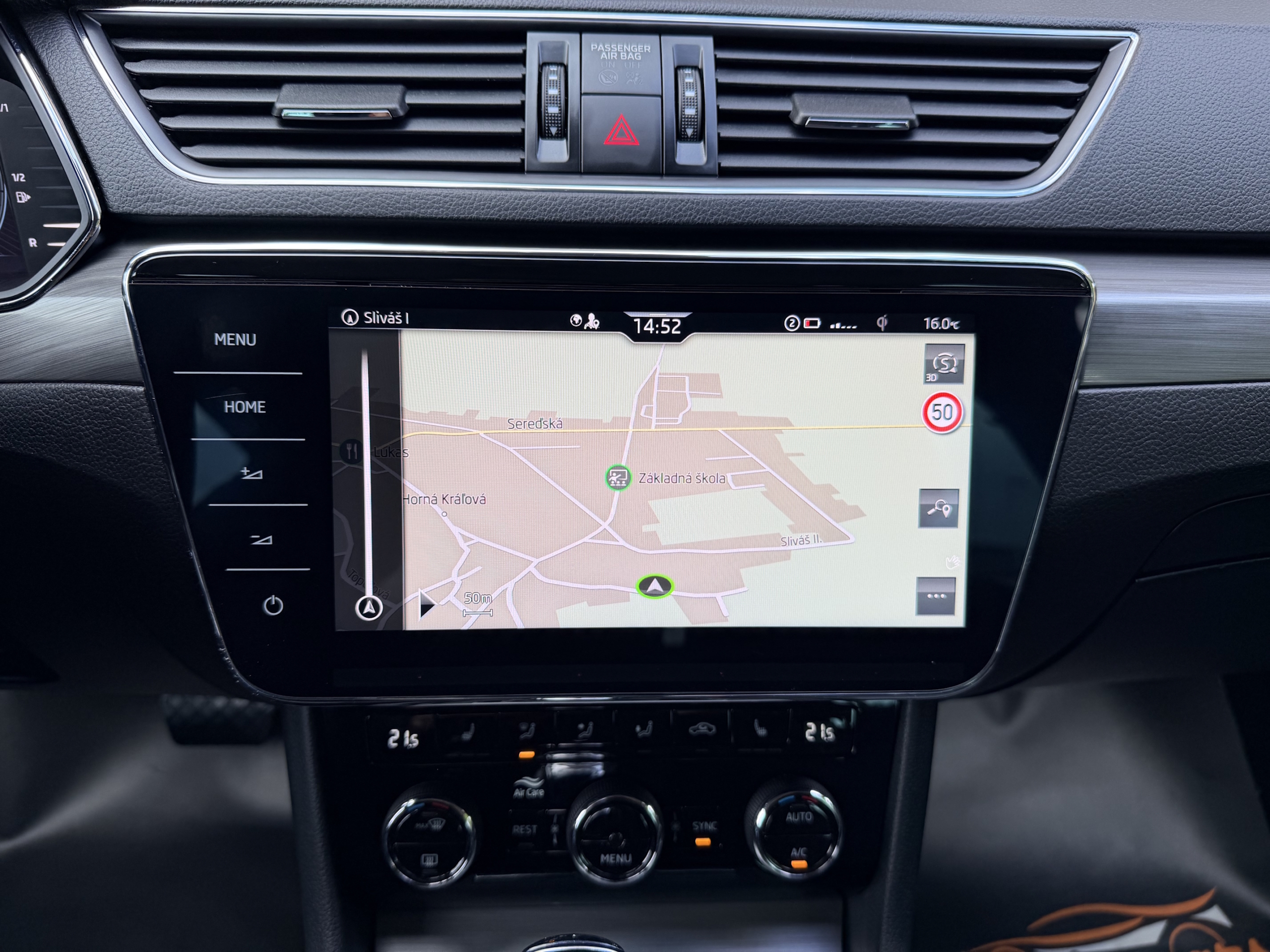 Škoda Superb Combi 2.0 TDI SCR Style DSG – Obrázok 31