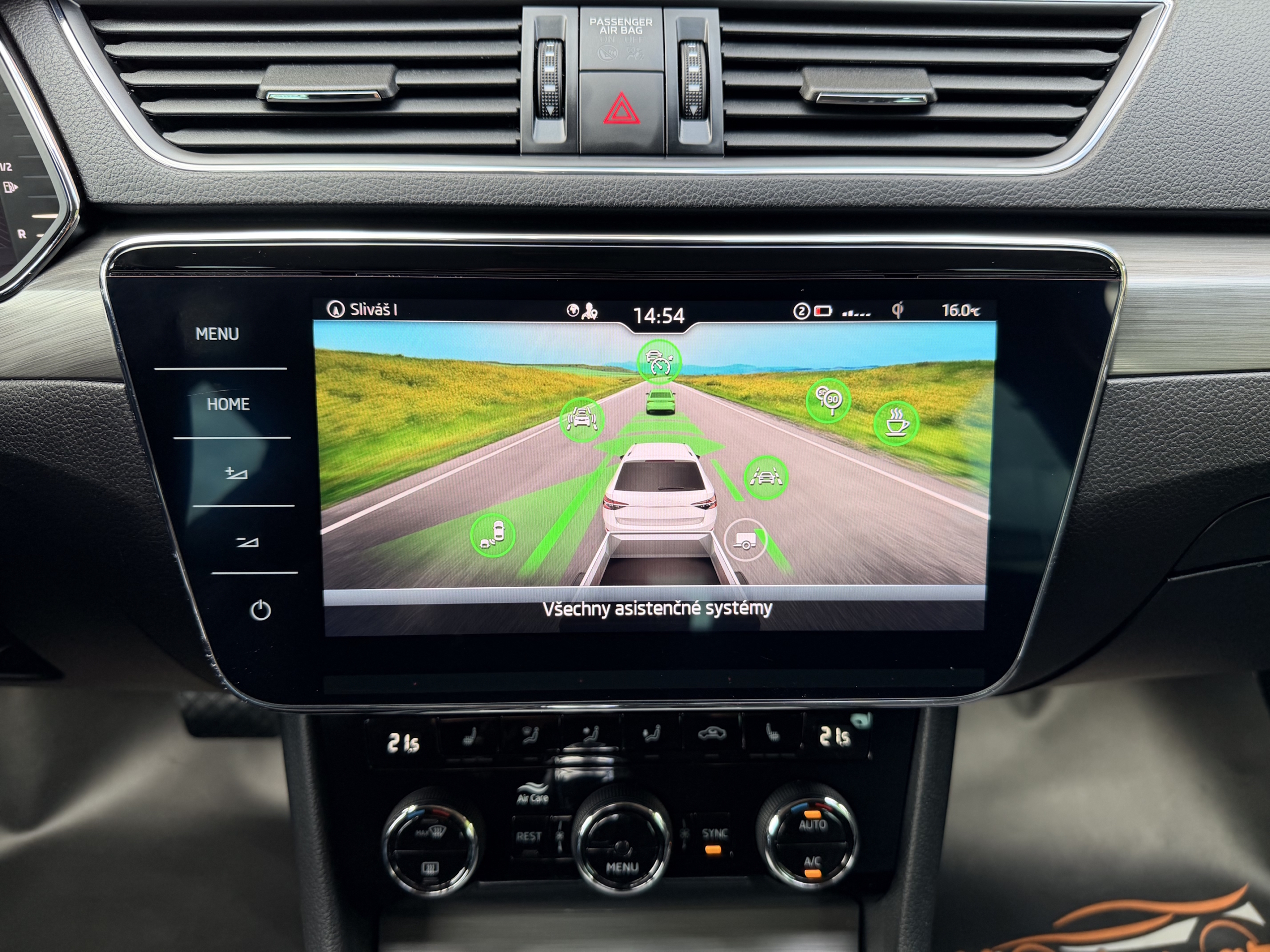 Škoda Superb Combi 2.0 TDI SCR Style DSG – Obrázok 36
