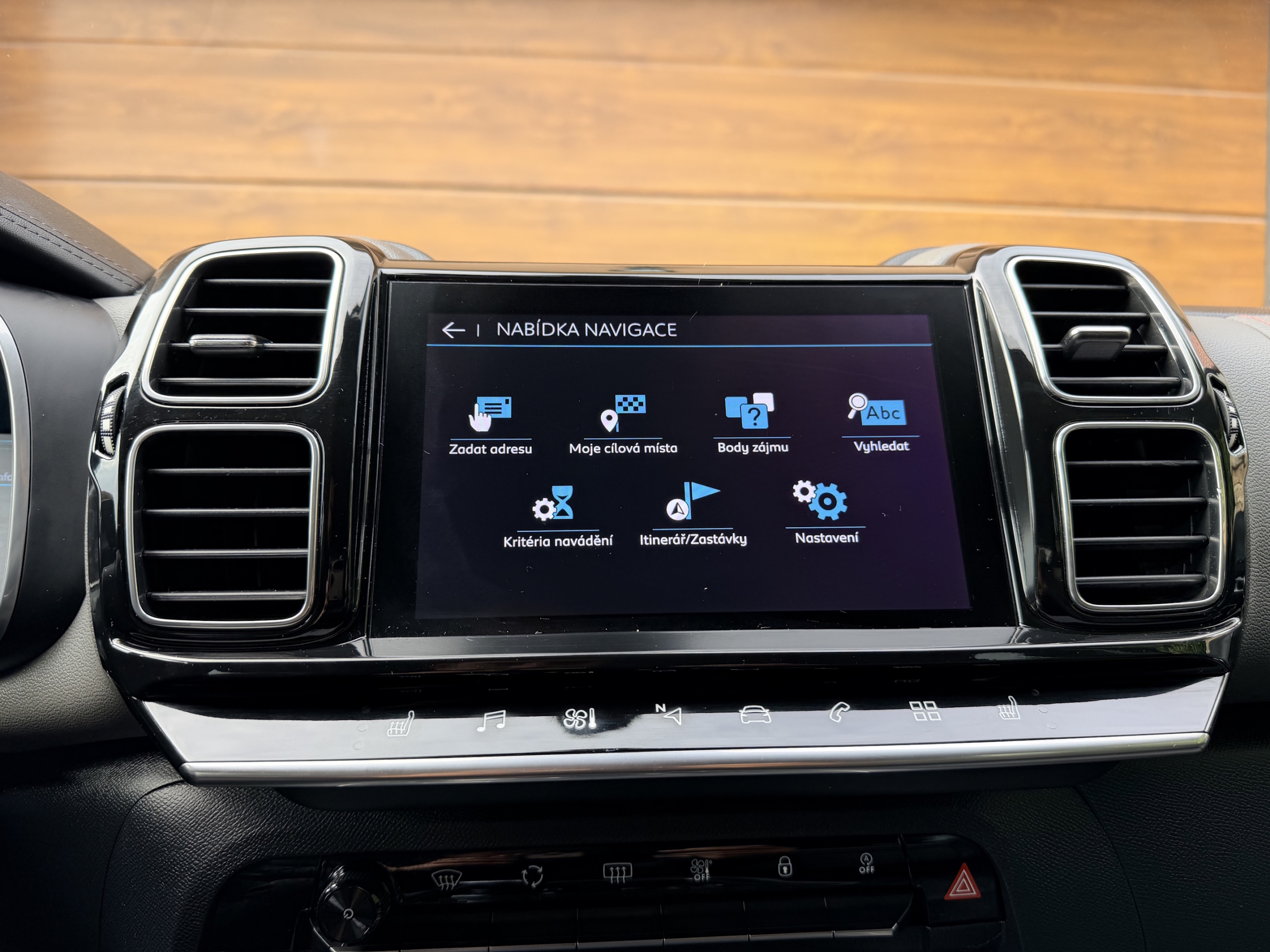 Citroën C5 Aircross BlueHDi 180 S S Shine A/T – Obrázok 28