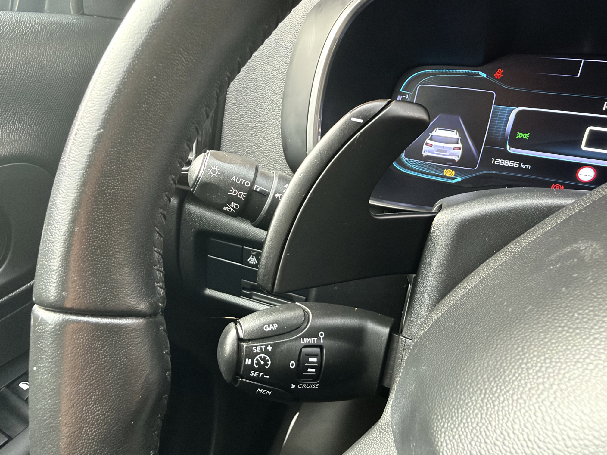 Citroën C5 Aircross BlueHDi 180 S S Shine A/T – Obrázok 21
